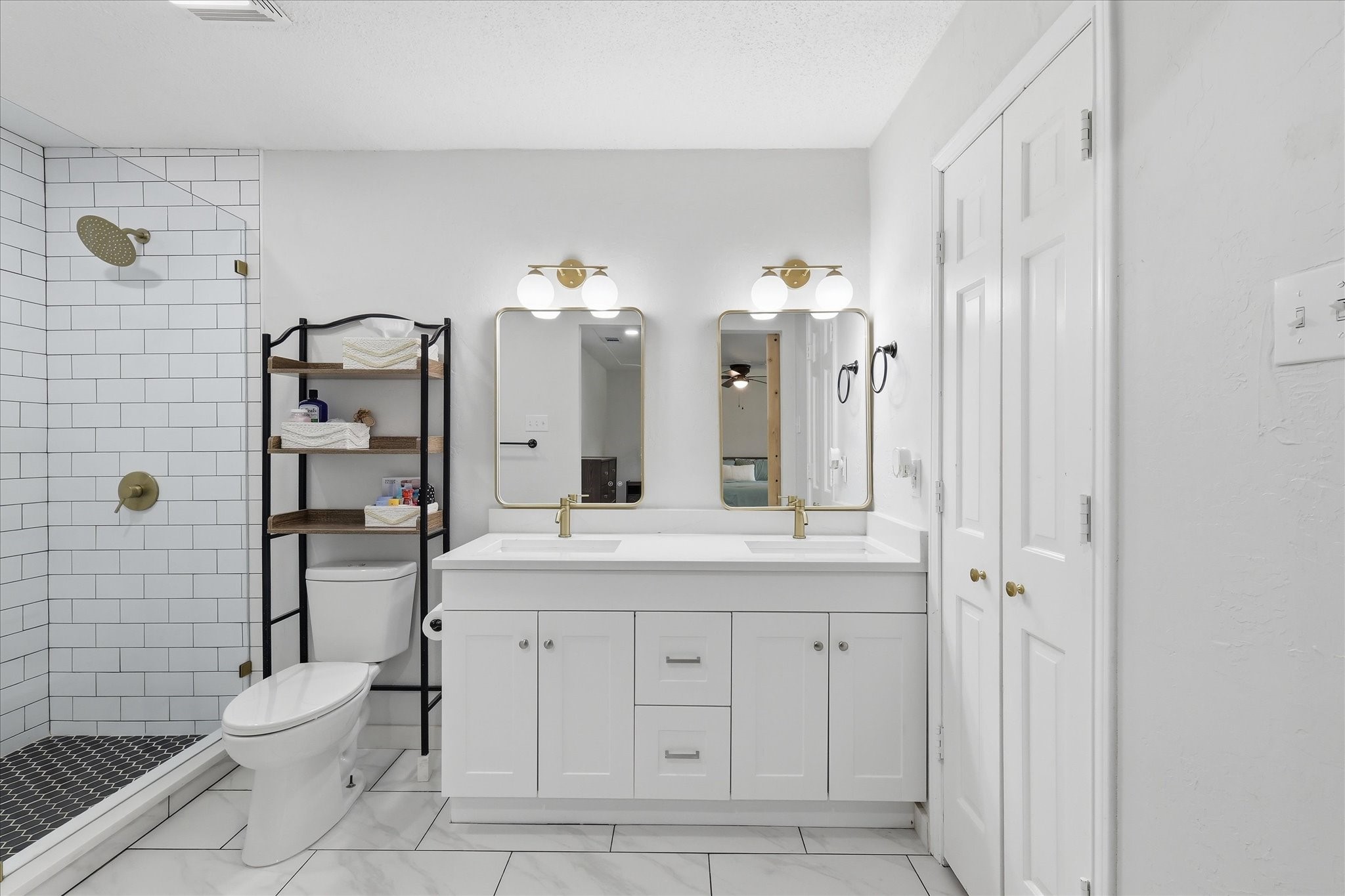 1513 Chisolm Trail