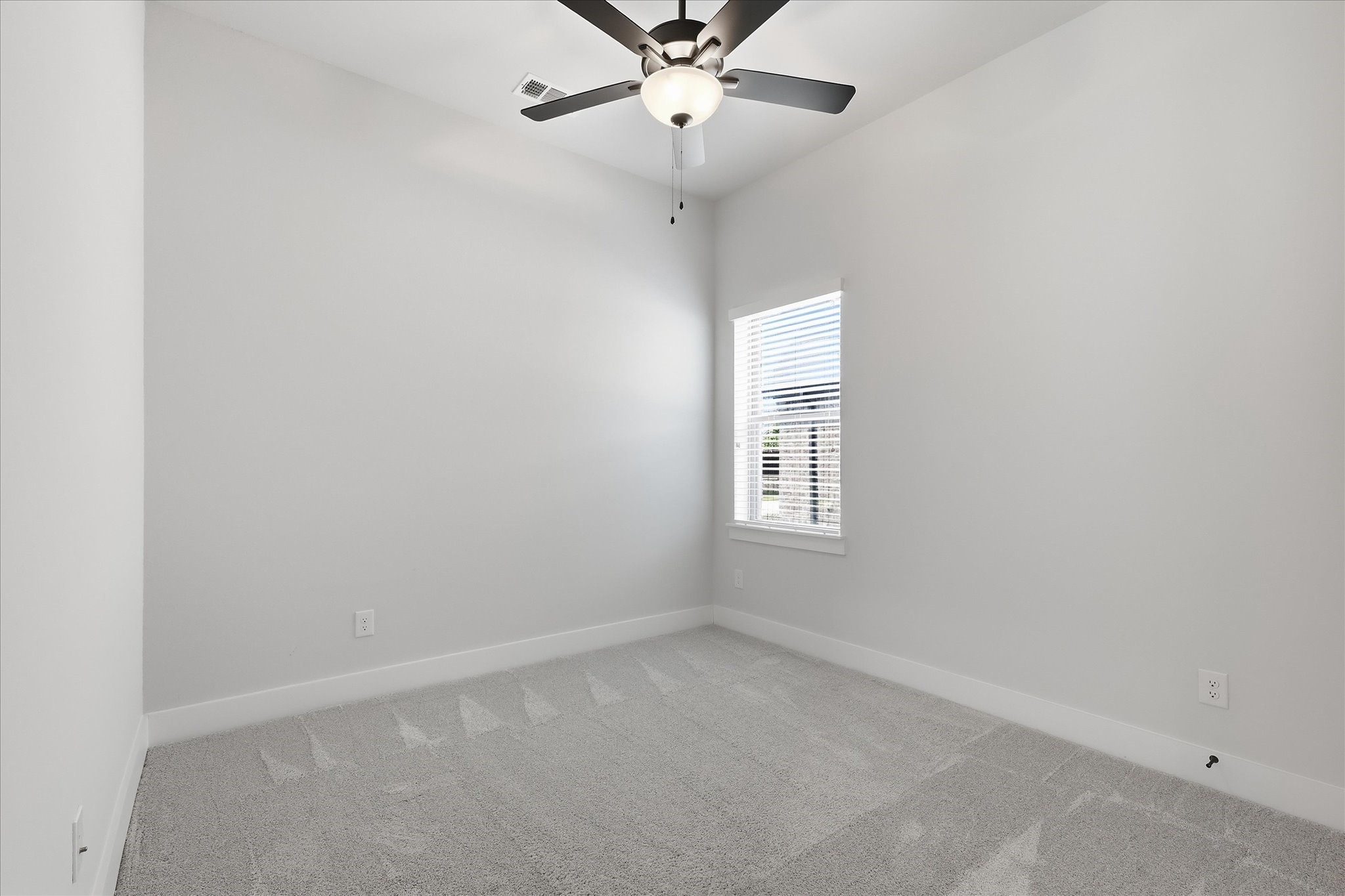 2816 Garrett Drive