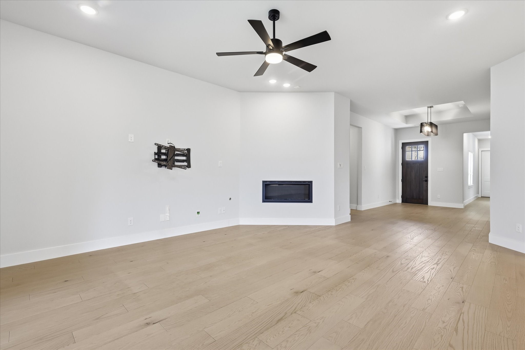 2816 Garrett Drive
