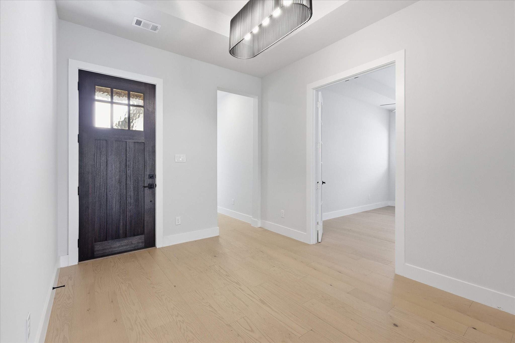 2816 Garrett Drive