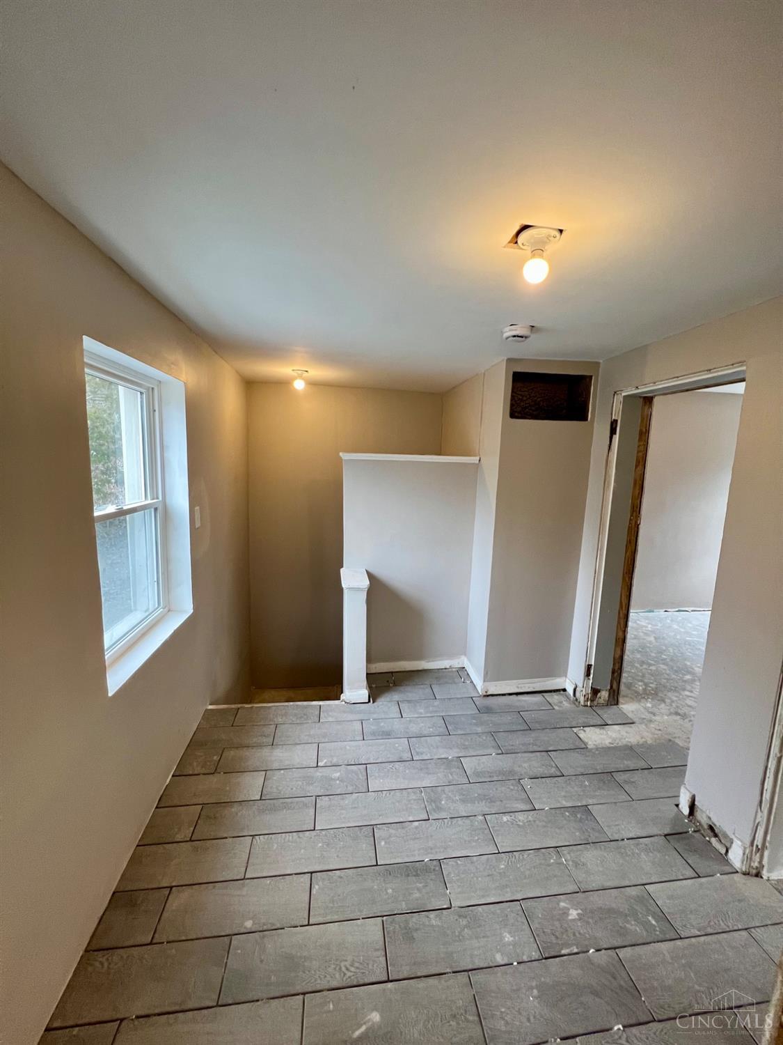 1280 Fairbanks Avenue