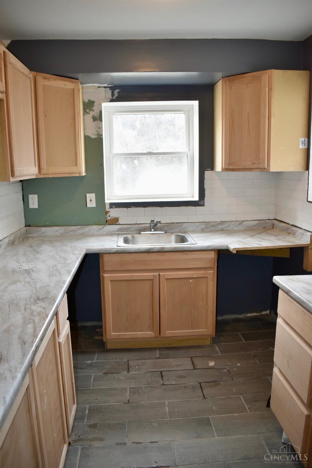 1280 Fairbanks Avenue