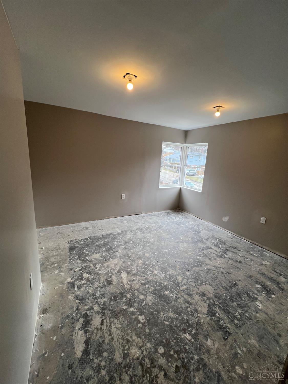 1280 Fairbanks Avenue