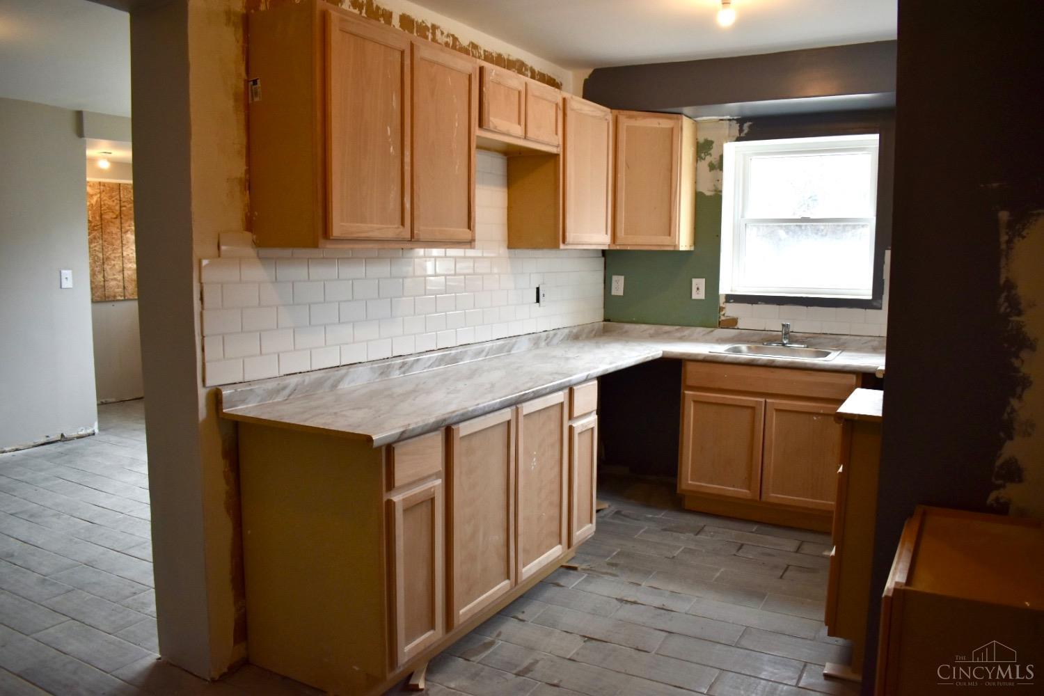 1280 Fairbanks Avenue