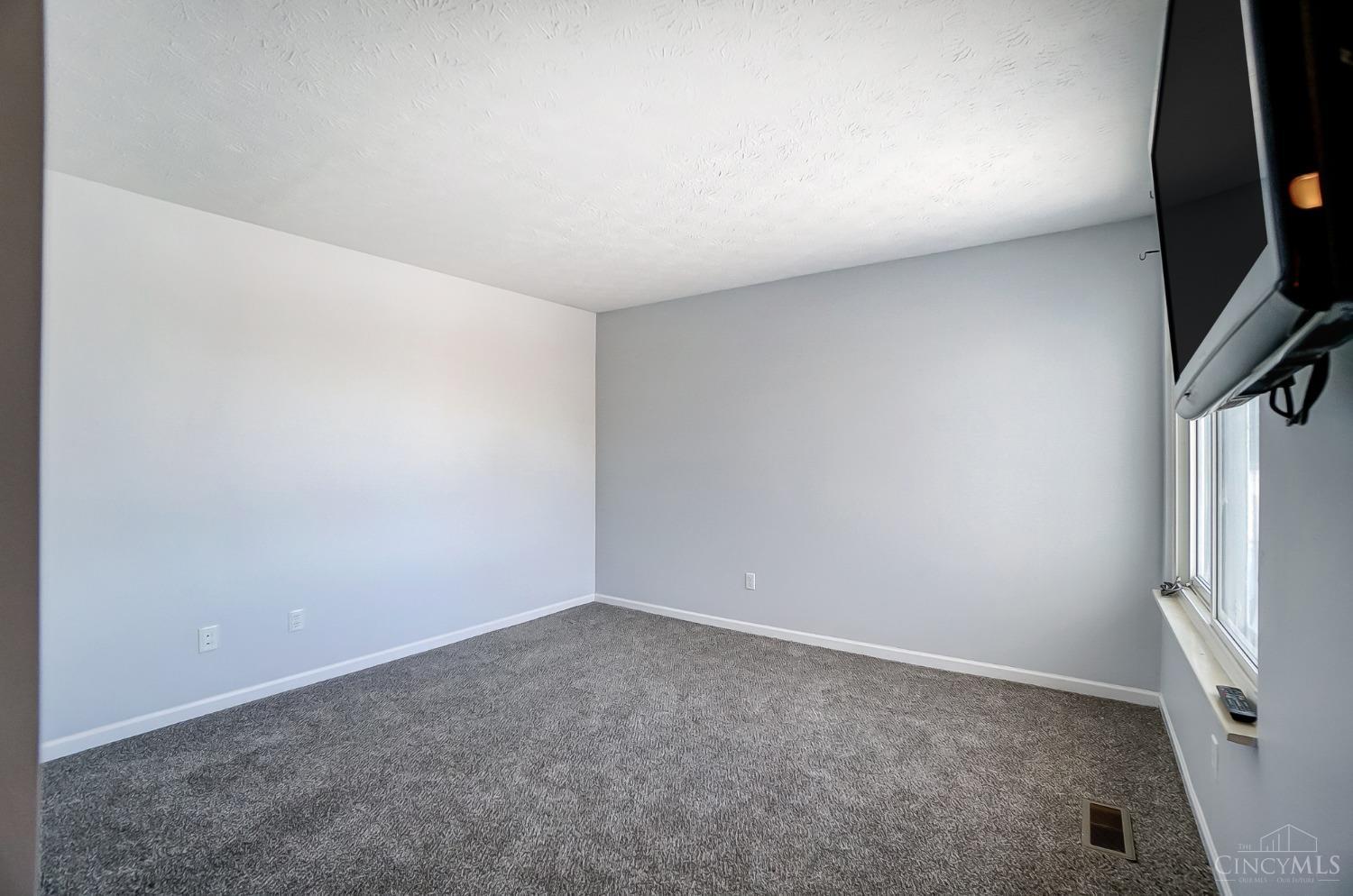 5253 Leatherwood Drive