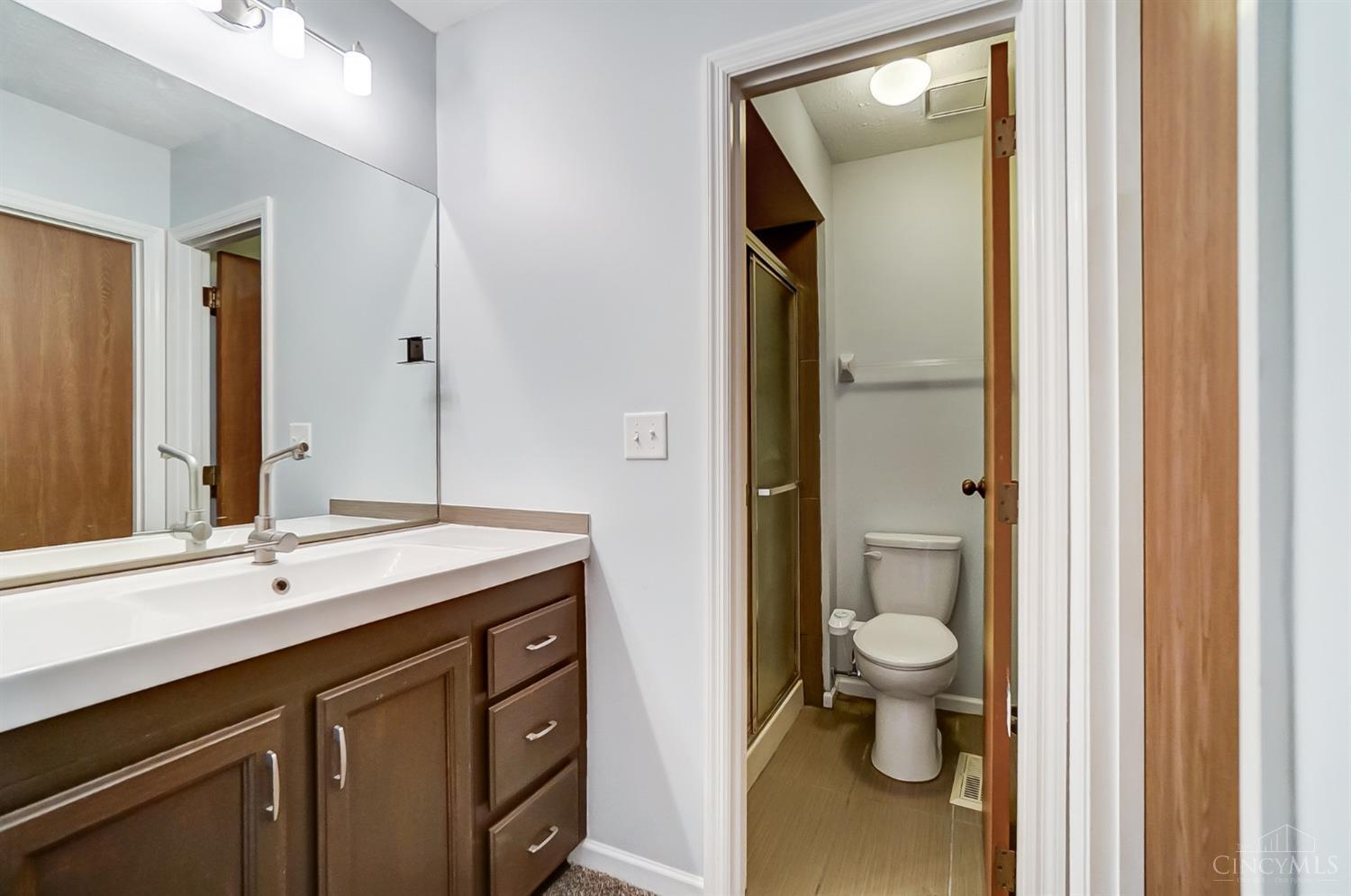 5253 Leatherwood Drive