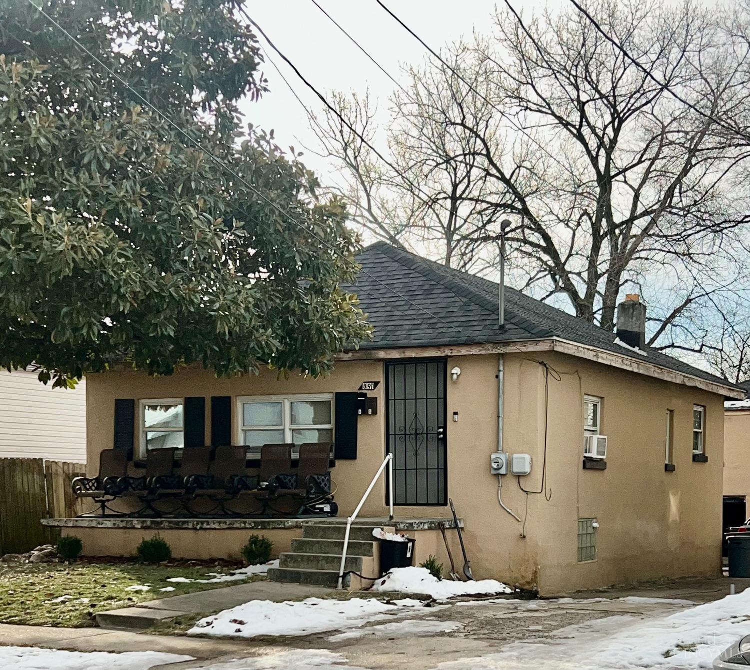 891 Jackson Street