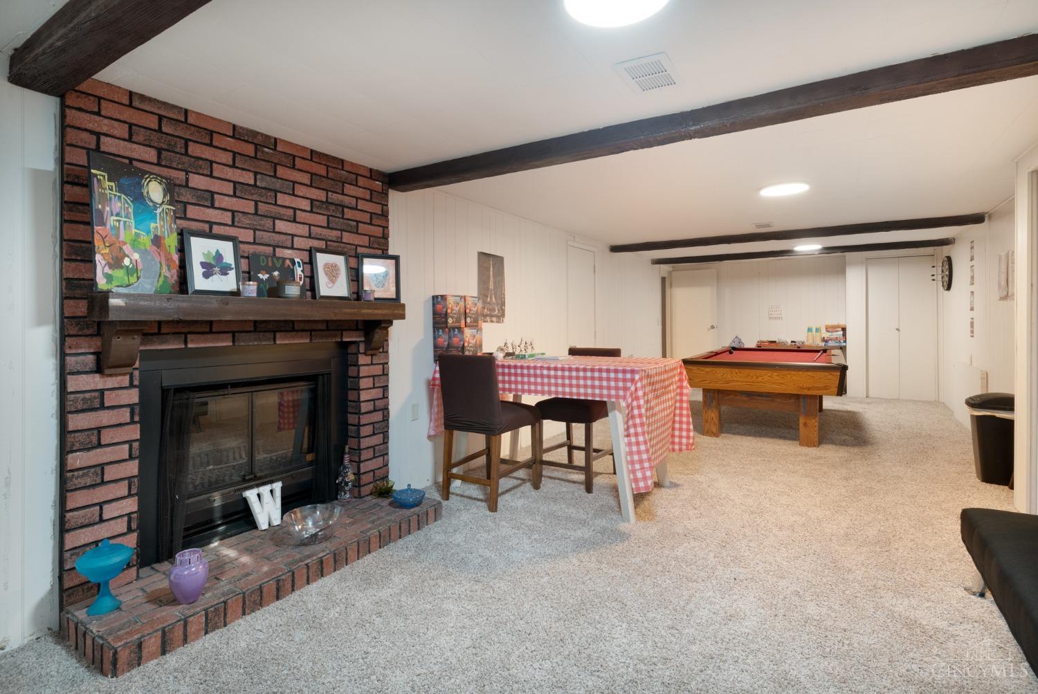 9193 Neil Drive