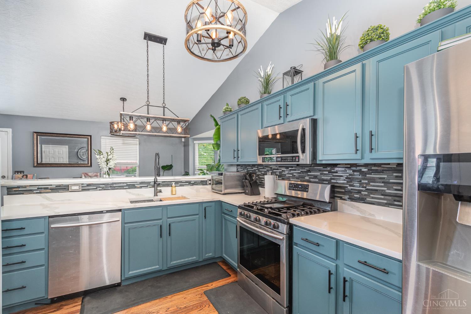 2484 Deercove Court