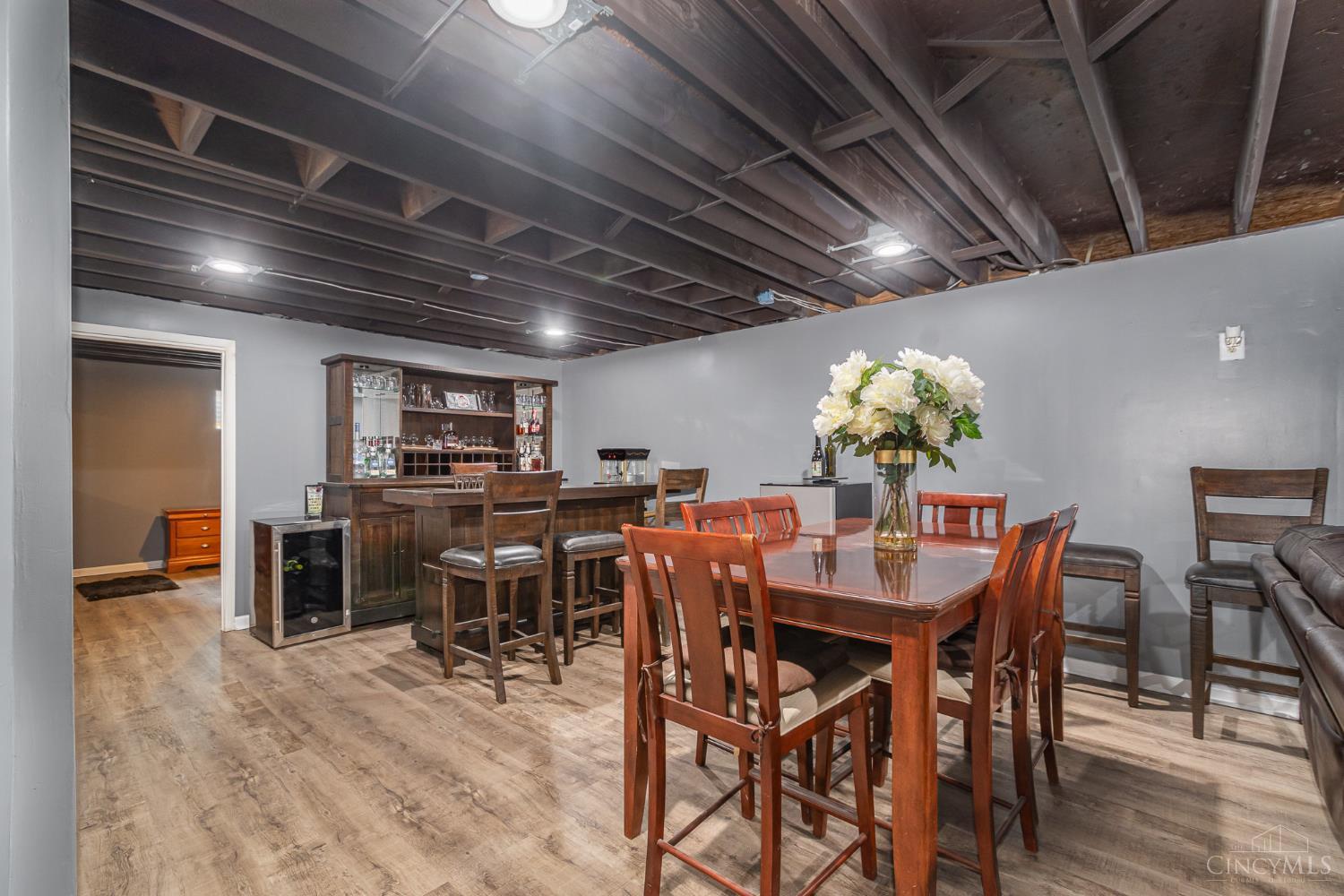 2484 Deercove Court