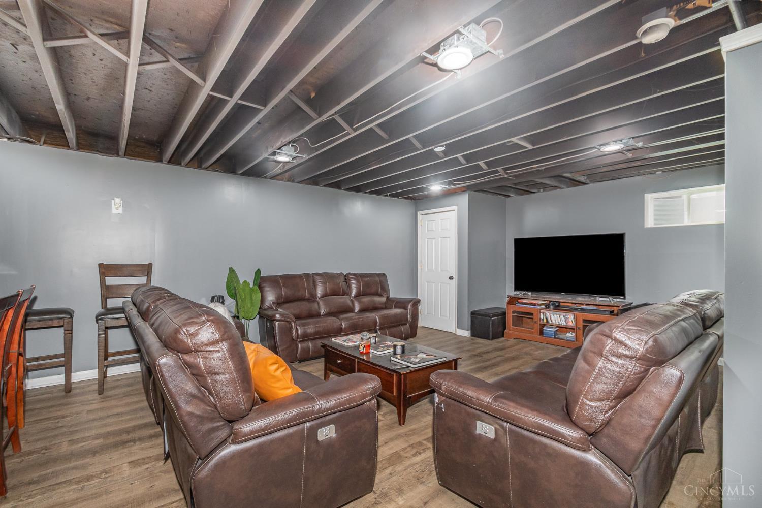 2484 Deercove Court