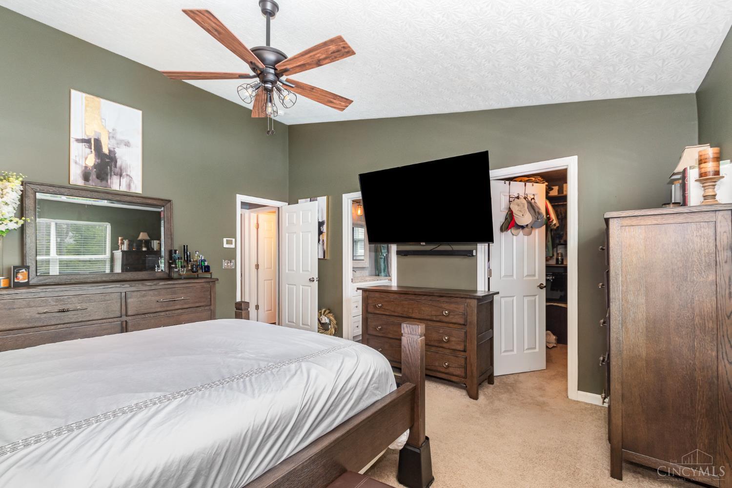 2484 Deercove Court