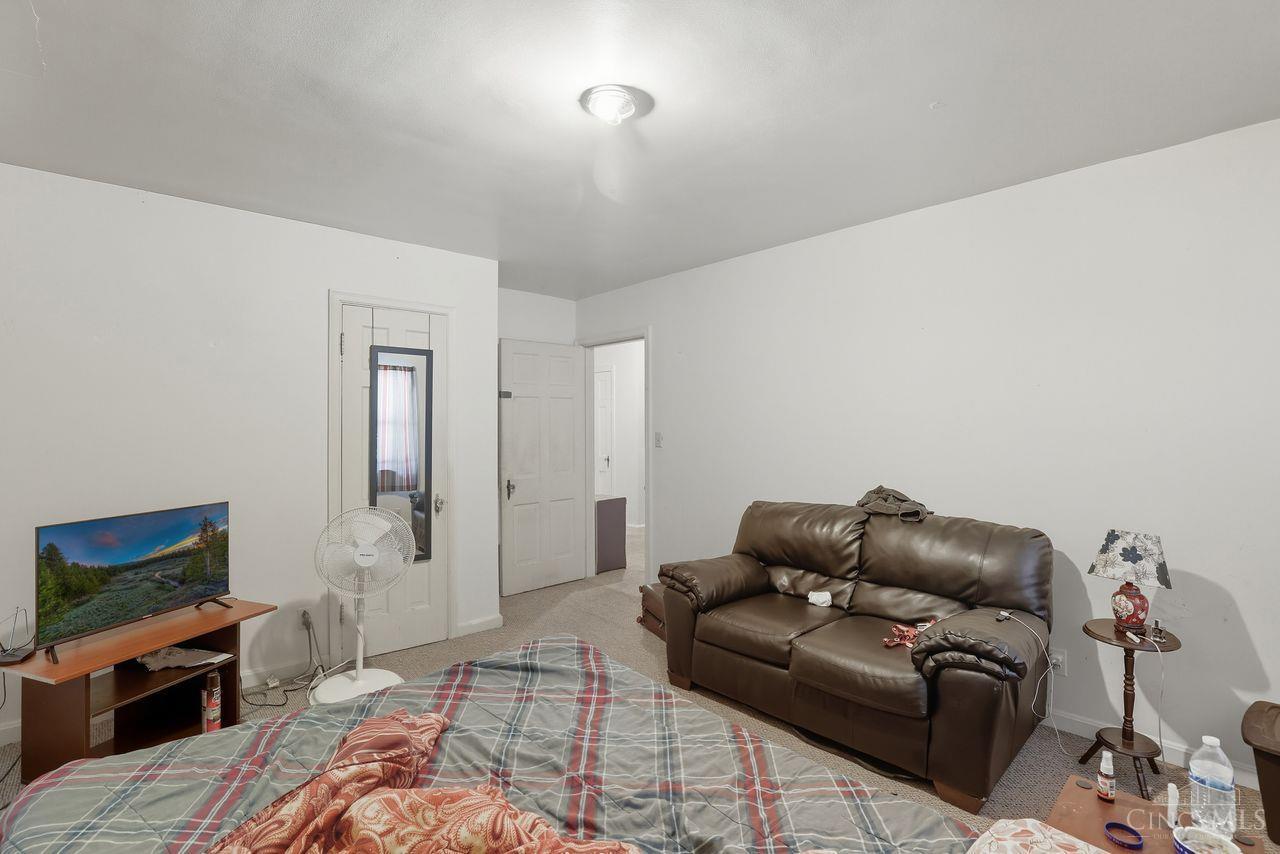 1710 Carrahen Avenue