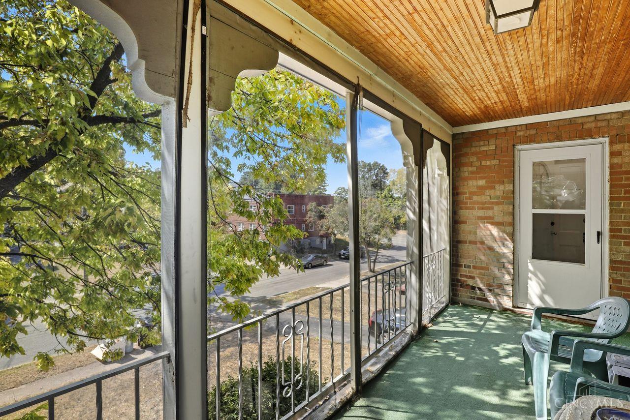 1710 Carrahen Avenue