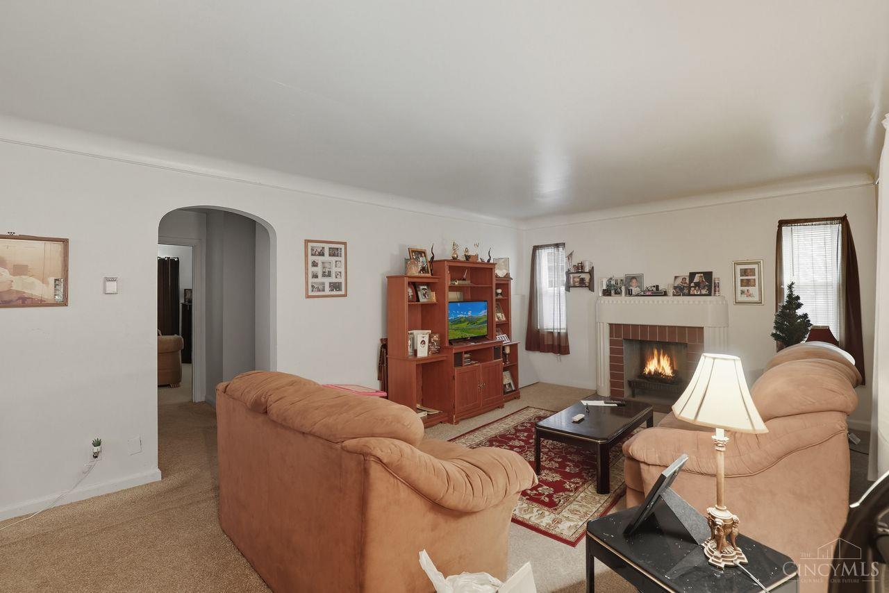 1710 Carrahen Avenue