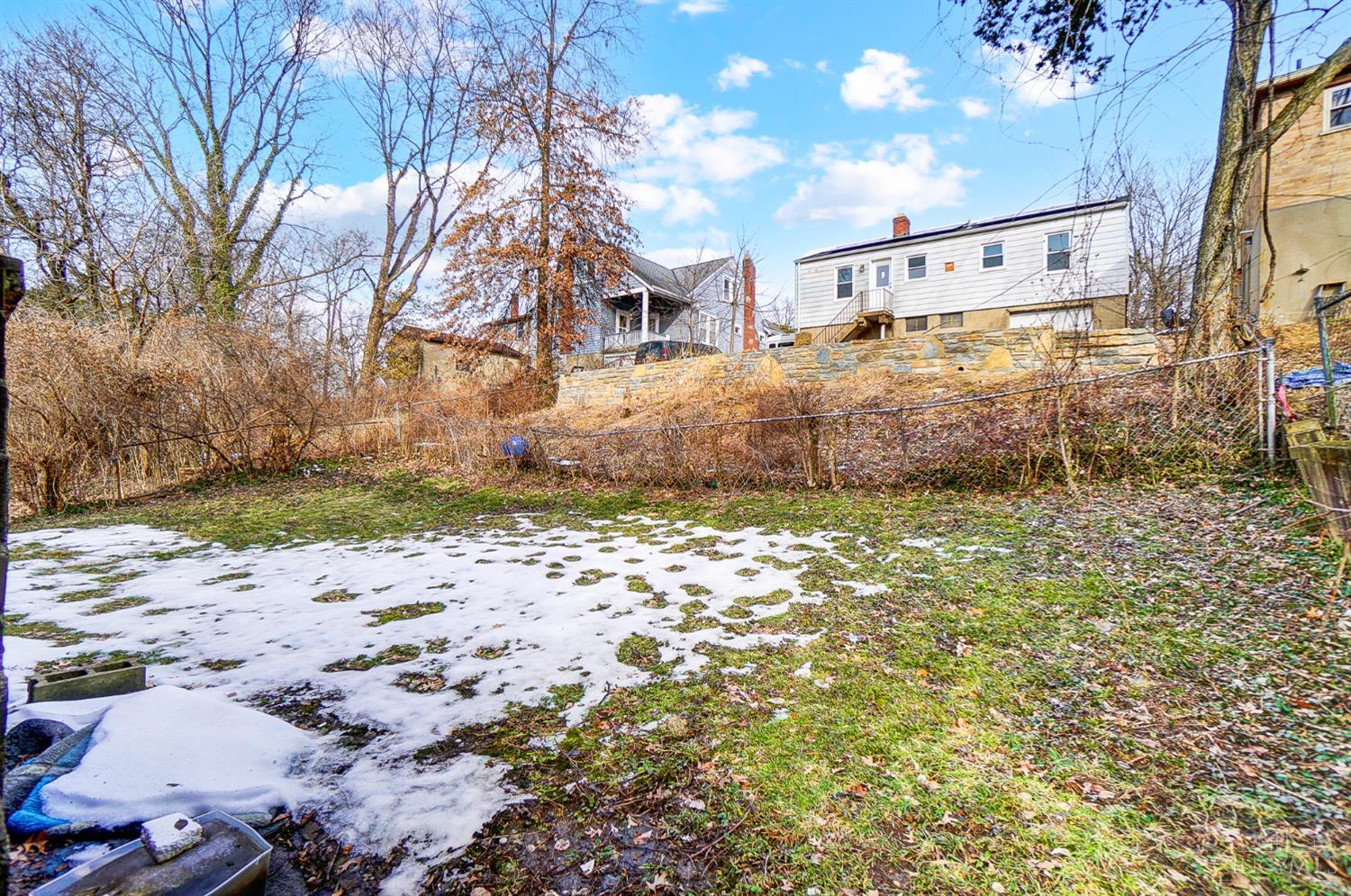 2424 Westwood Northern Boulevard