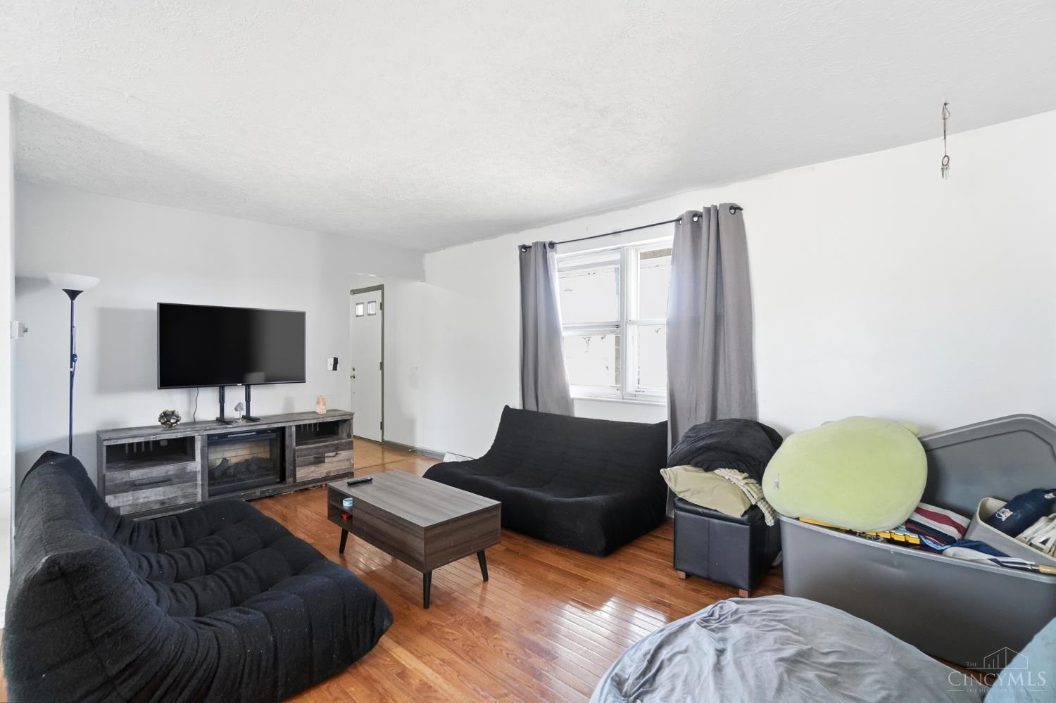 4357 Hubble Road