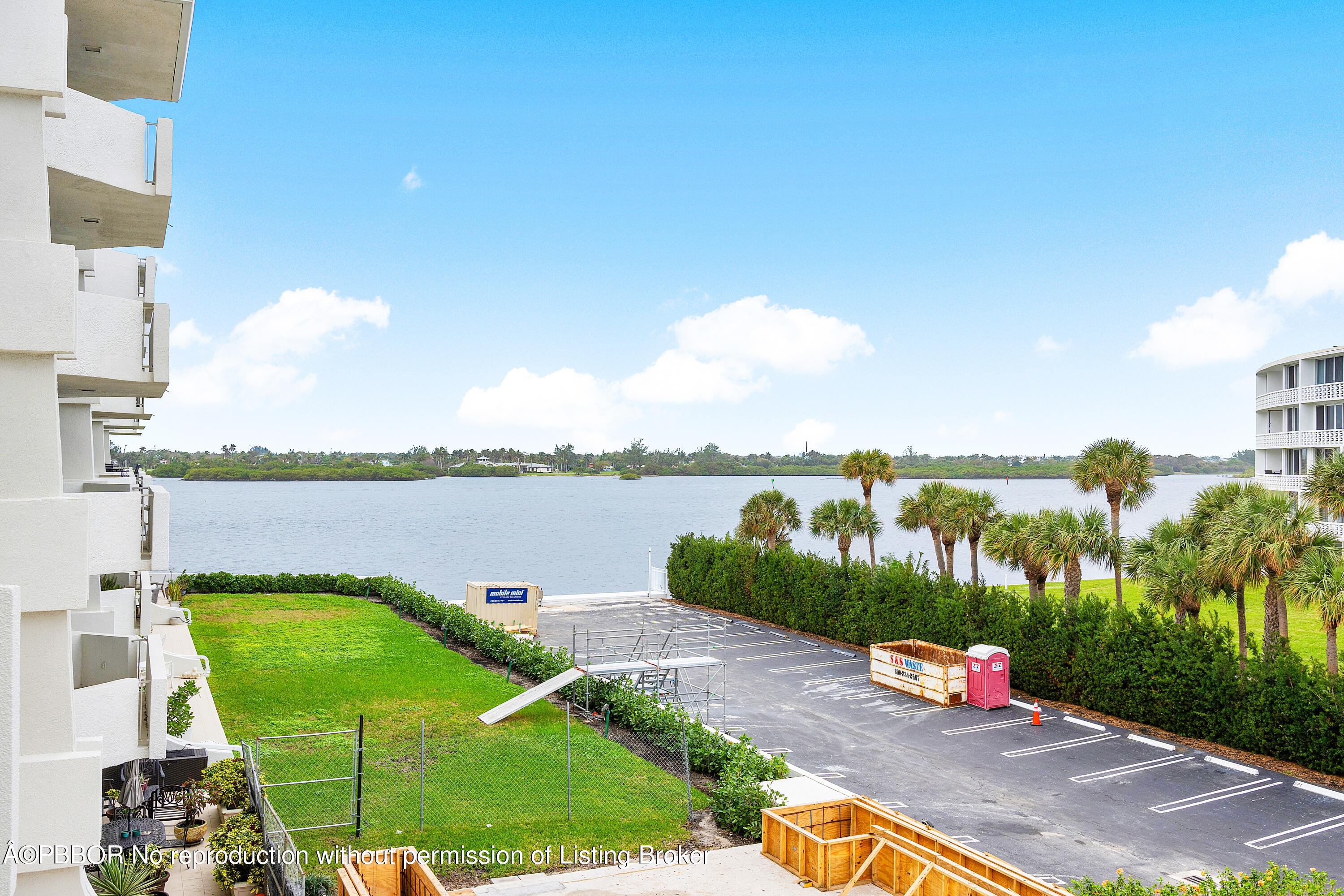 2773 S Ocean Boulevard, 309