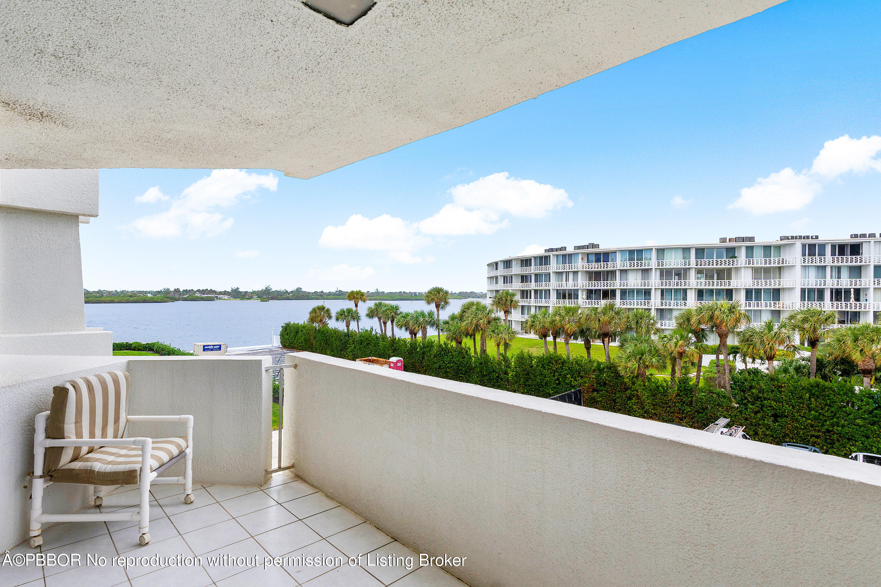 2773 S Ocean Boulevard, 309