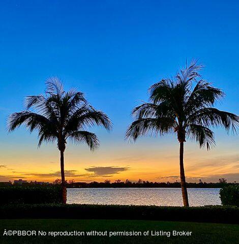 2773 S Ocean Boulevard, 309