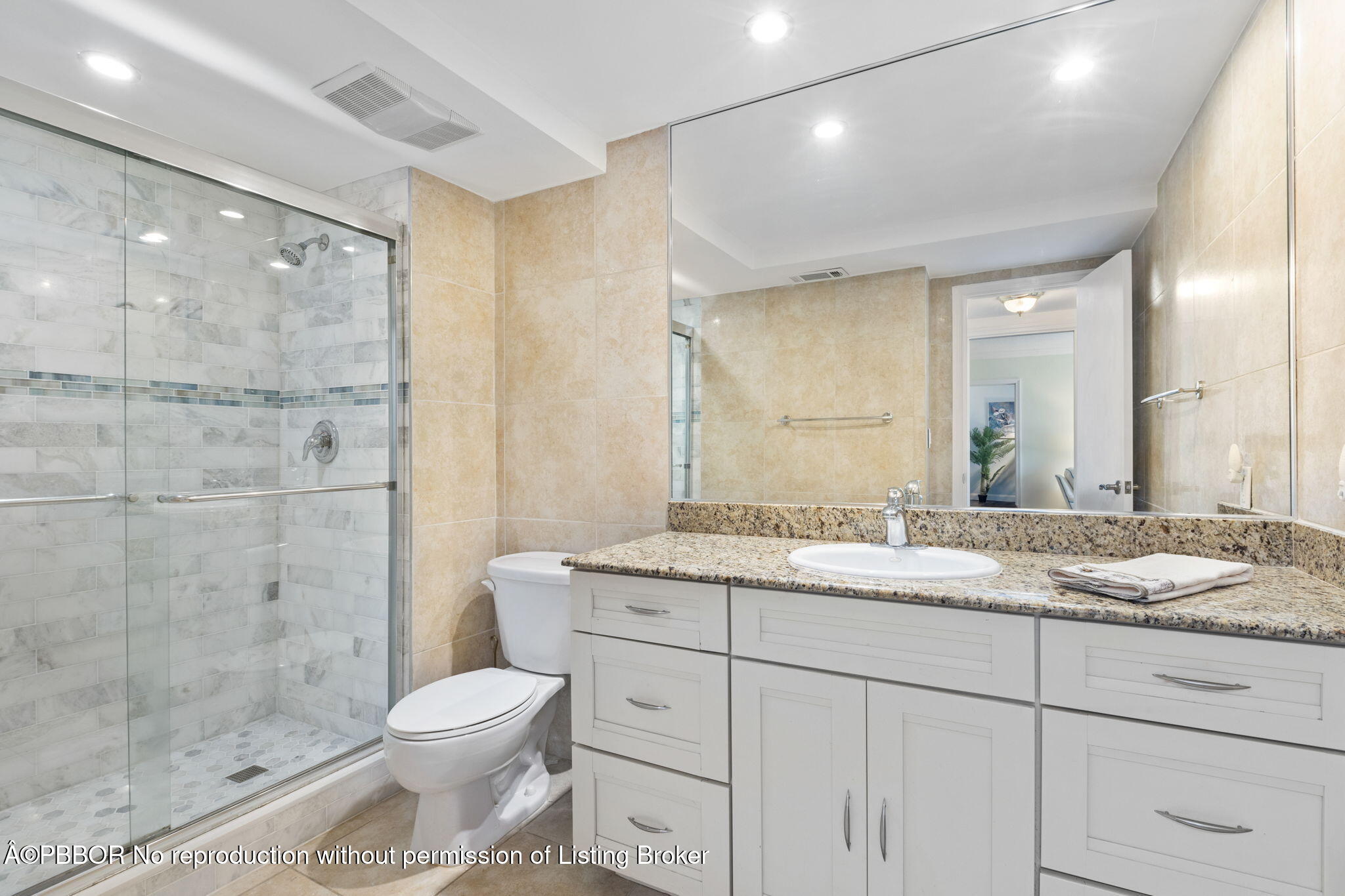 2773 S Ocean Boulevard, 217