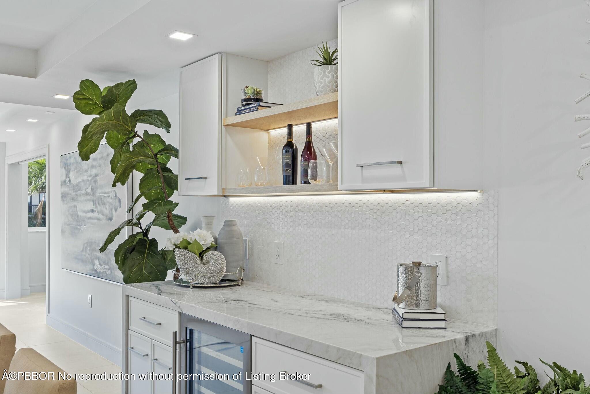 2773 S Ocean Boulevard, 2060