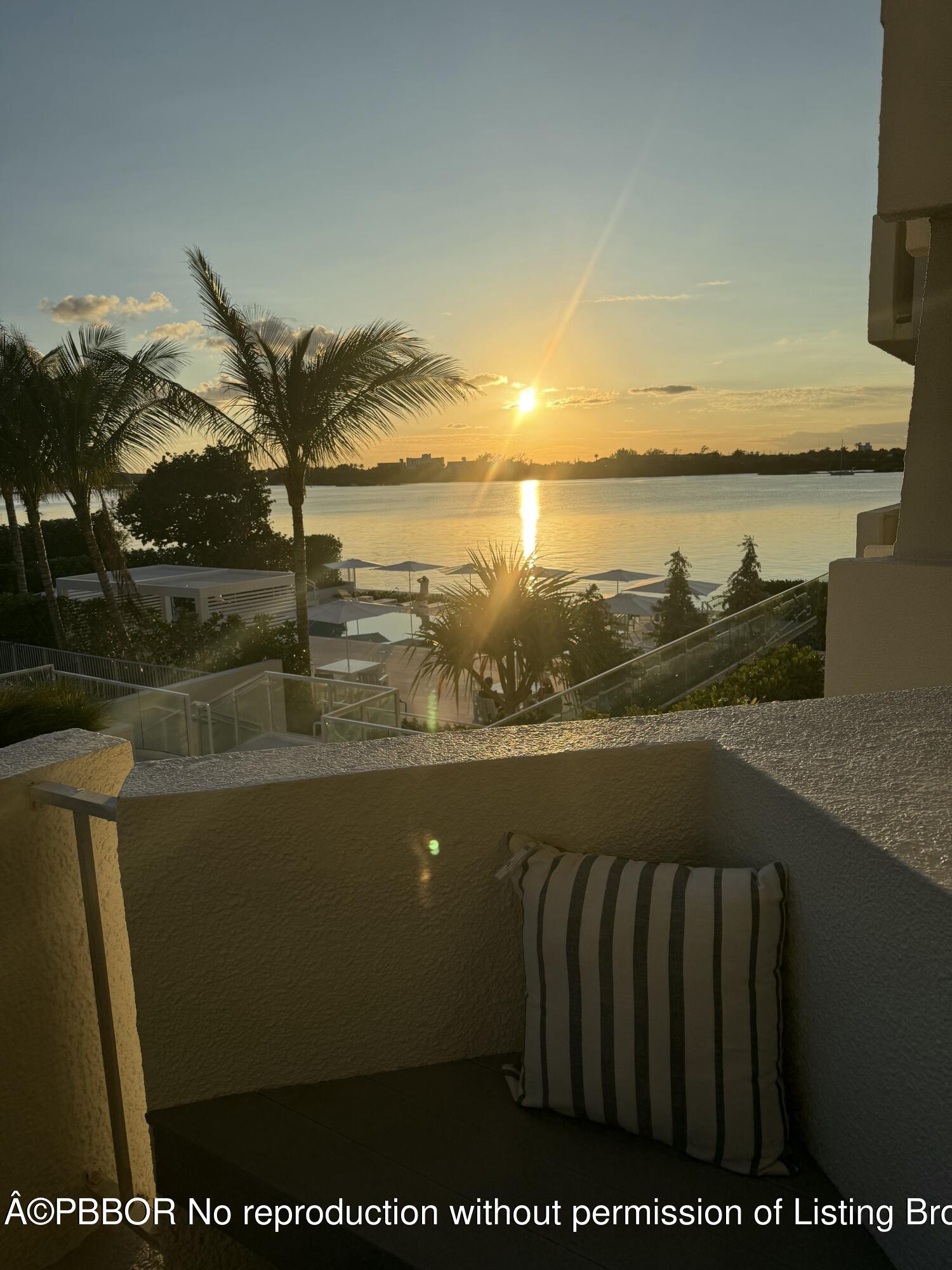 2773 S Ocean Boulevard, 2060