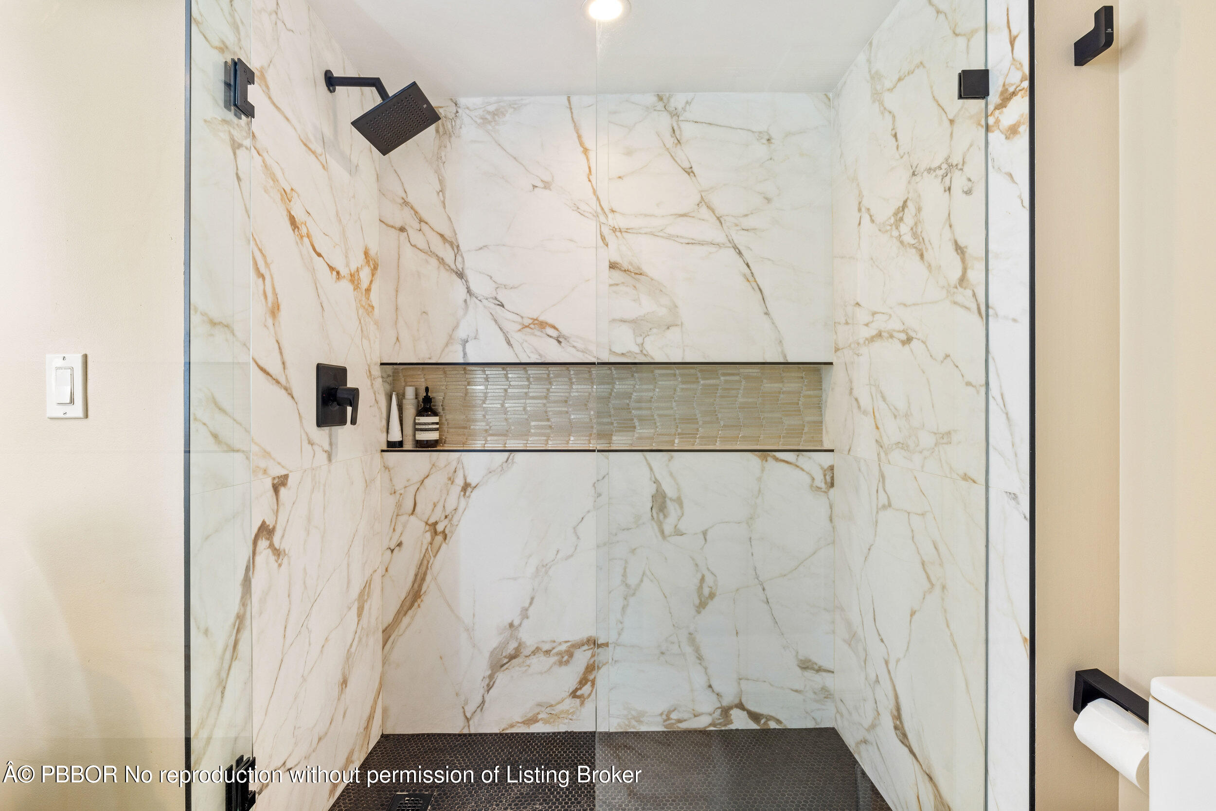 2774 S Ocean Boulevard, 205