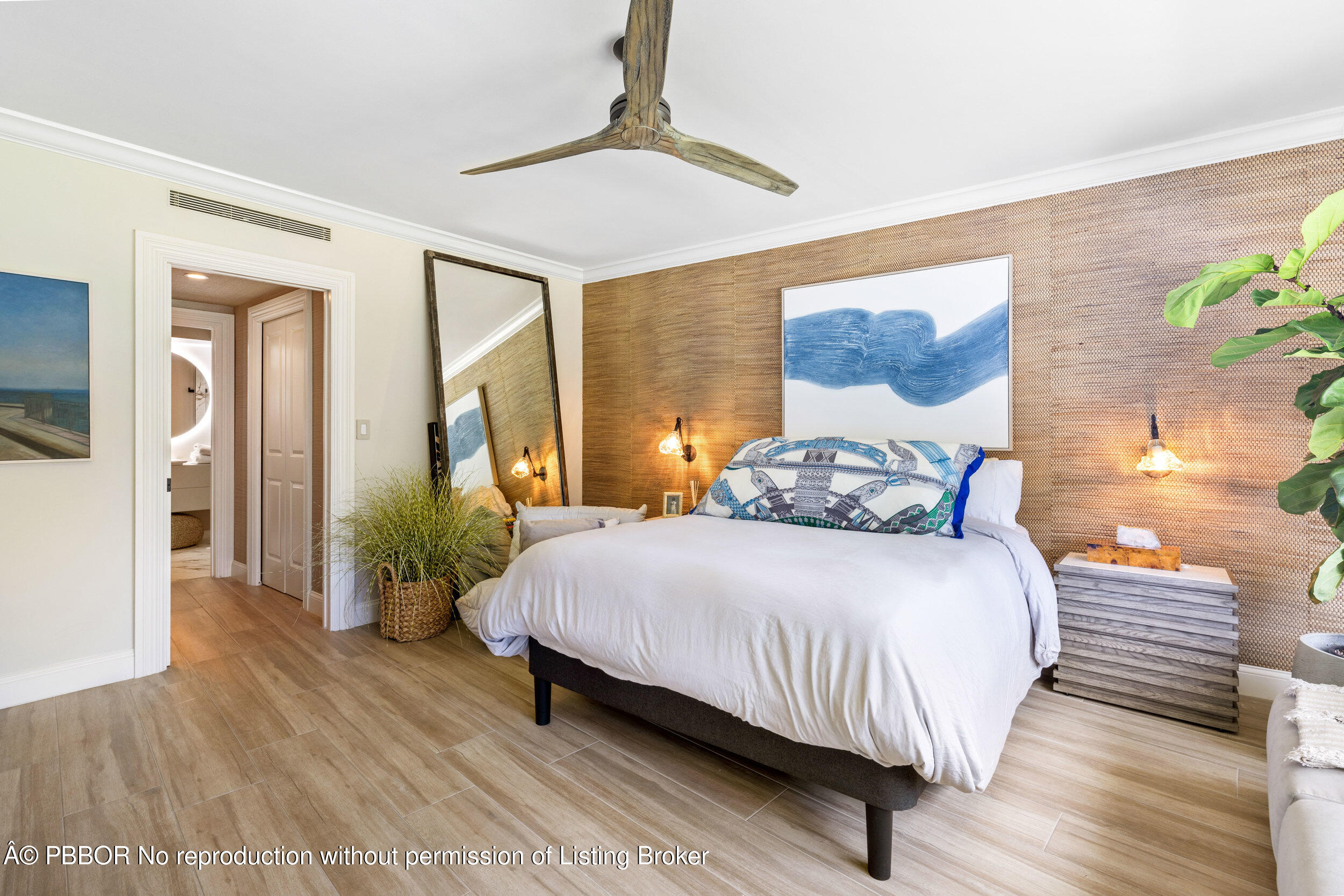 2774 S Ocean Boulevard, 205