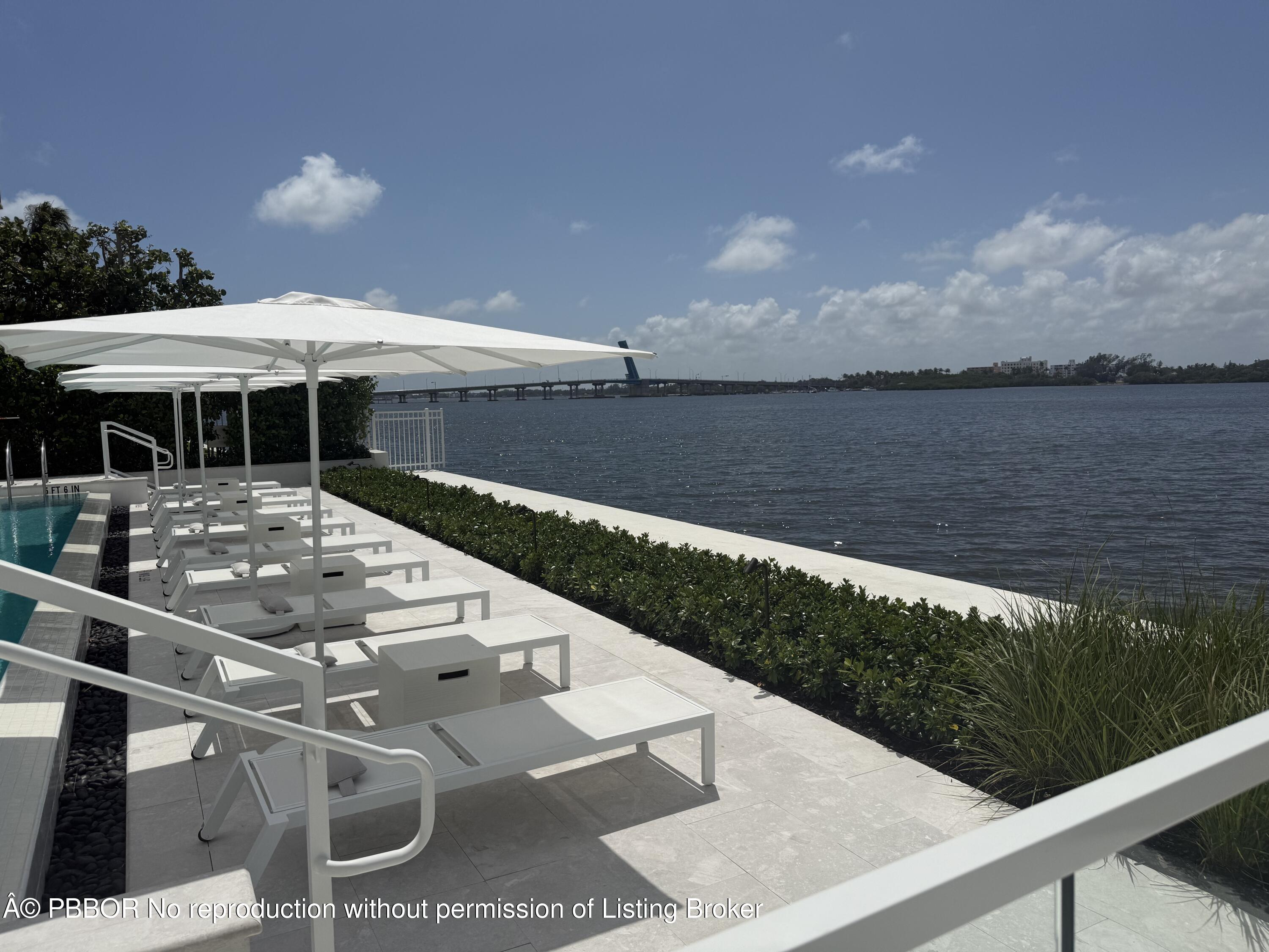 2773 S Ocean Boulevard, 2050