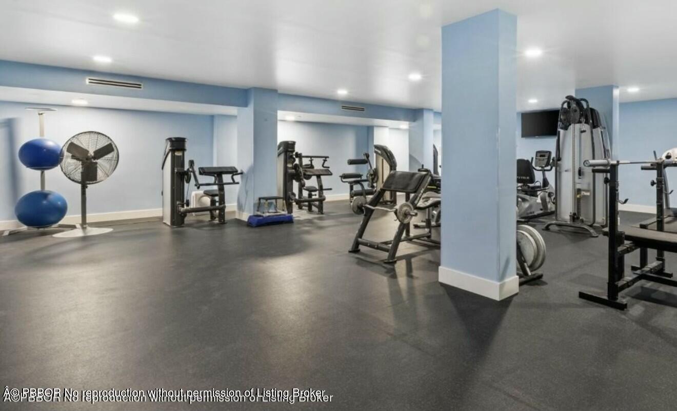 2773 S Ocean Boulevard, 2050