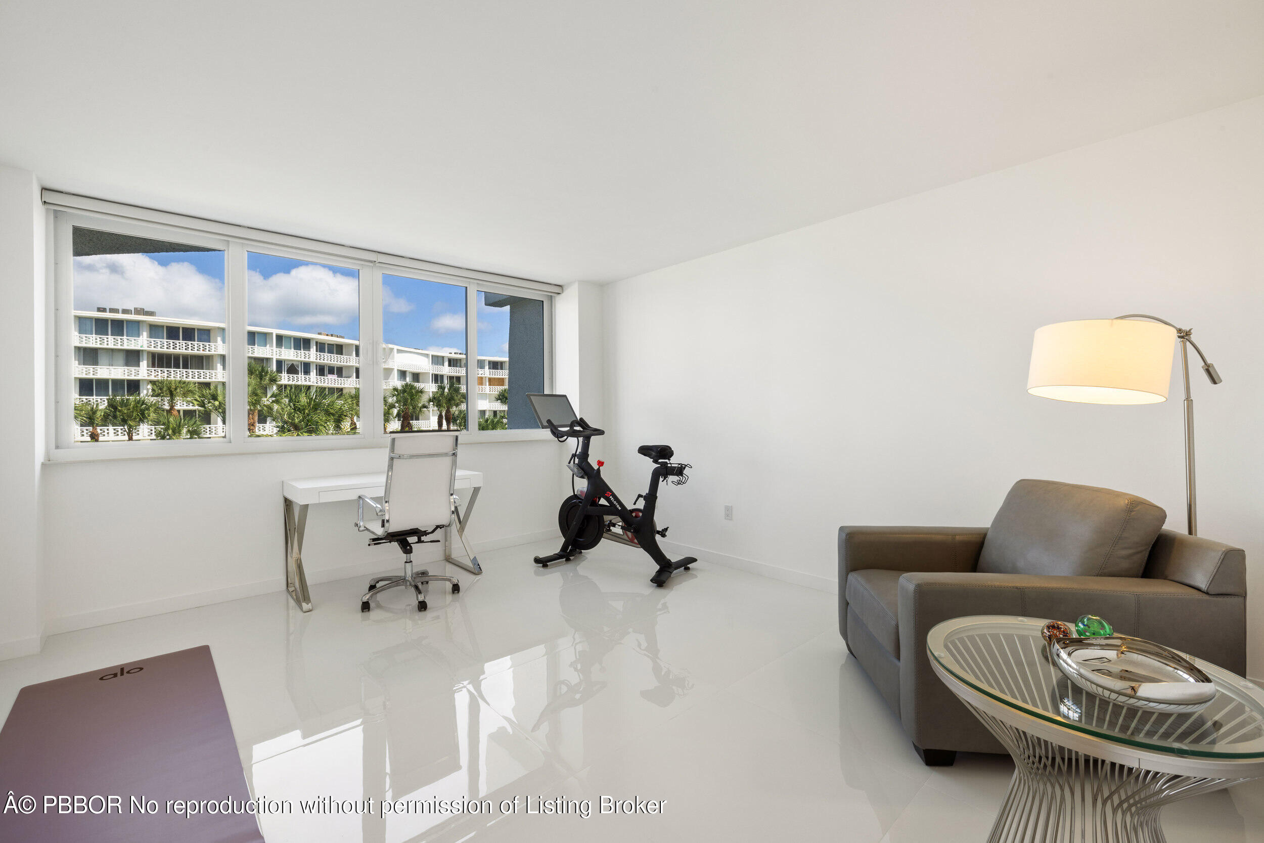 2773 S Ocean Boulevard, 2050