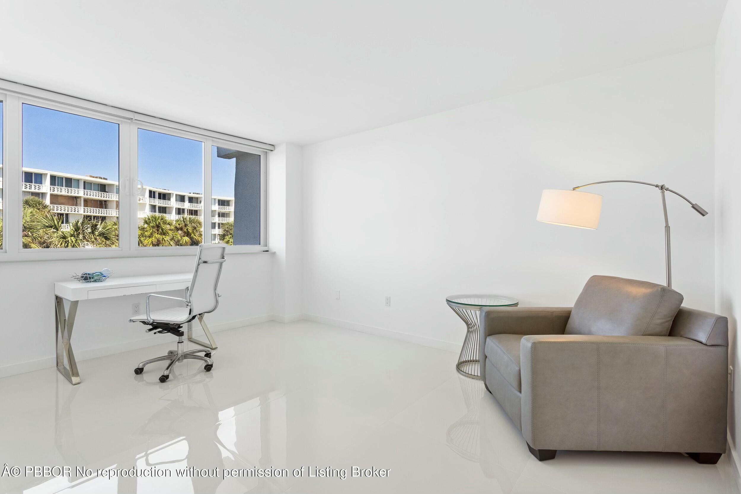 2773 S Ocean Boulevard, 2050