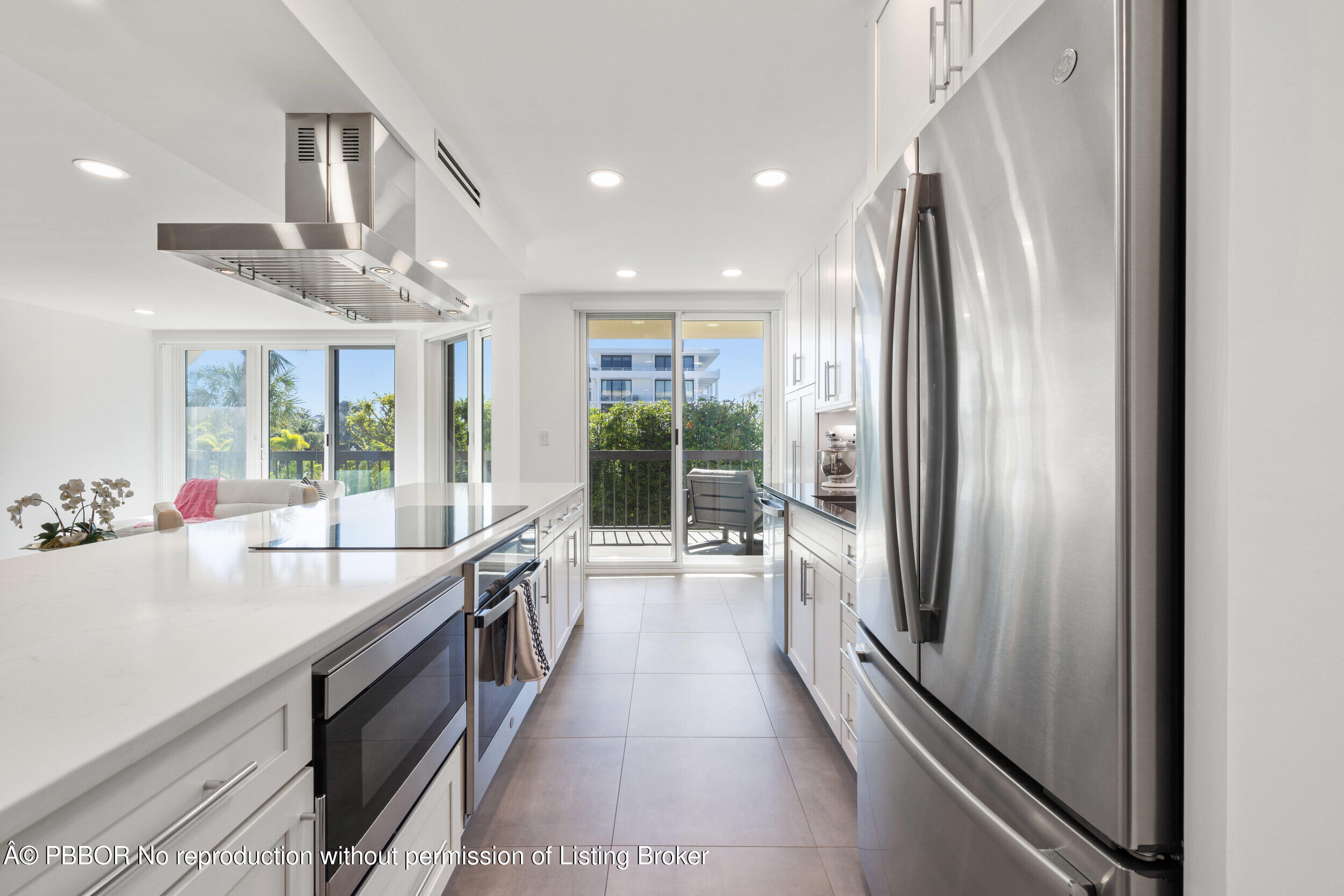 2778 S Ocean Boulevard 203S