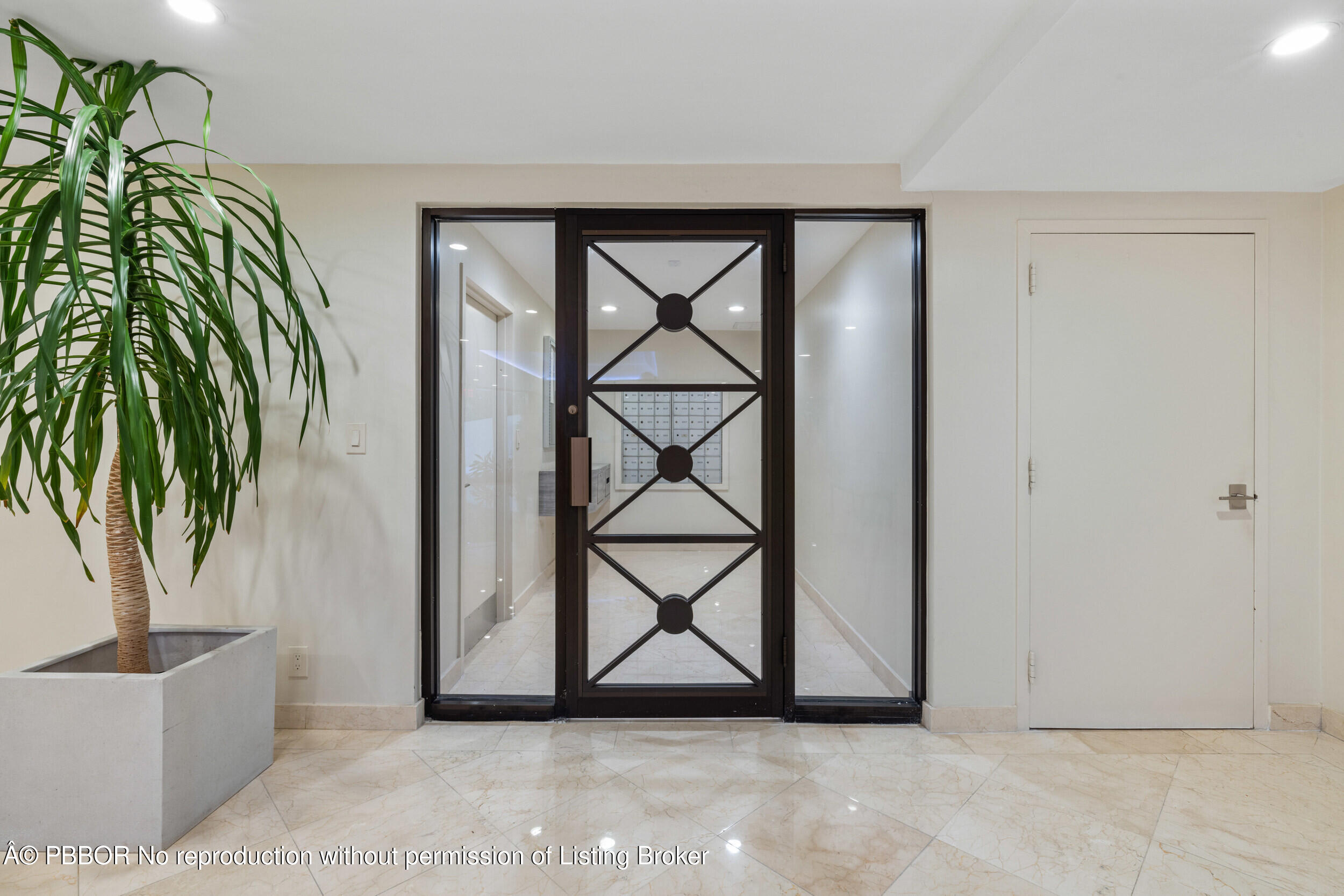 2778 S Ocean Boulevard 203S