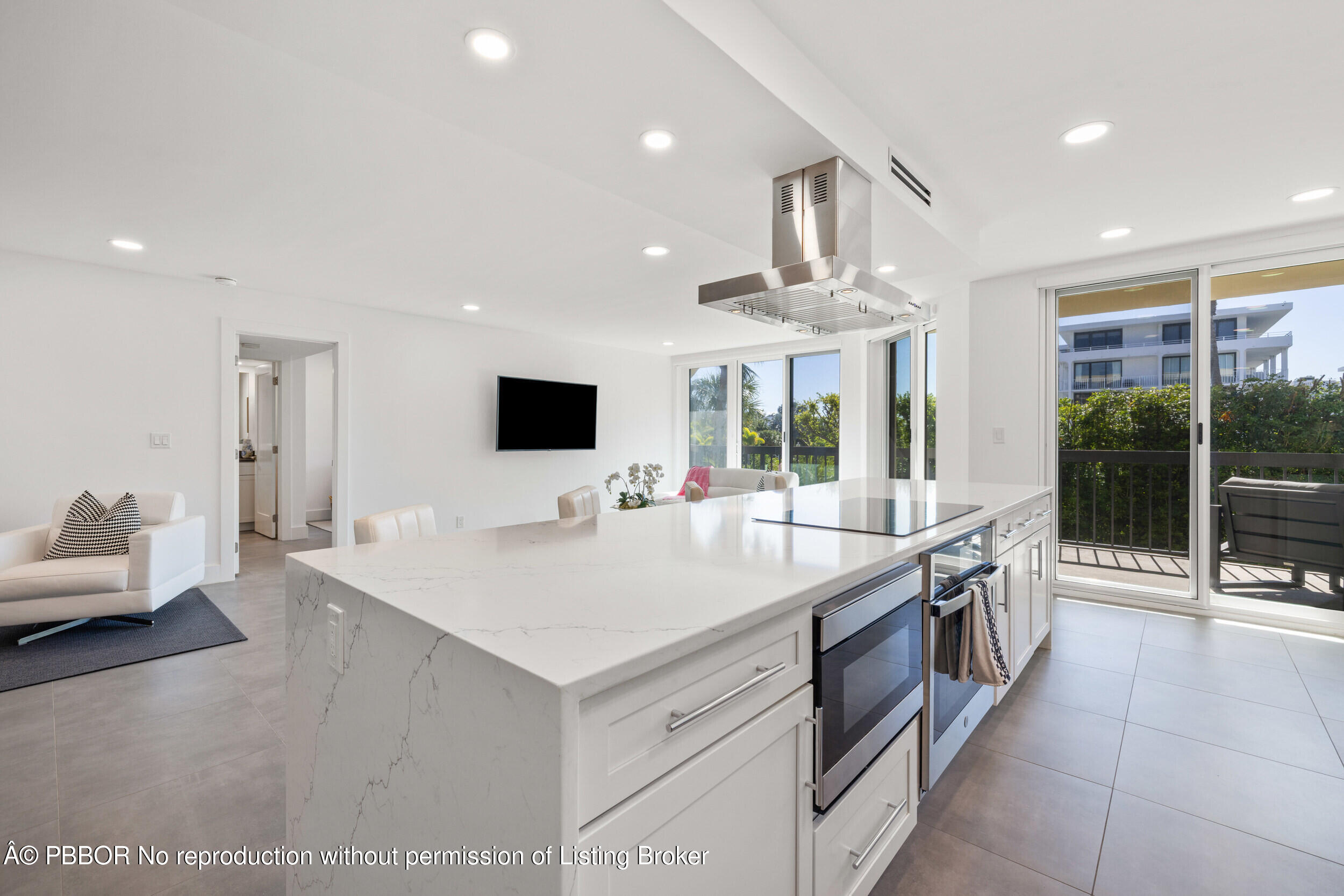 2778 S Ocean Boulevard 203S