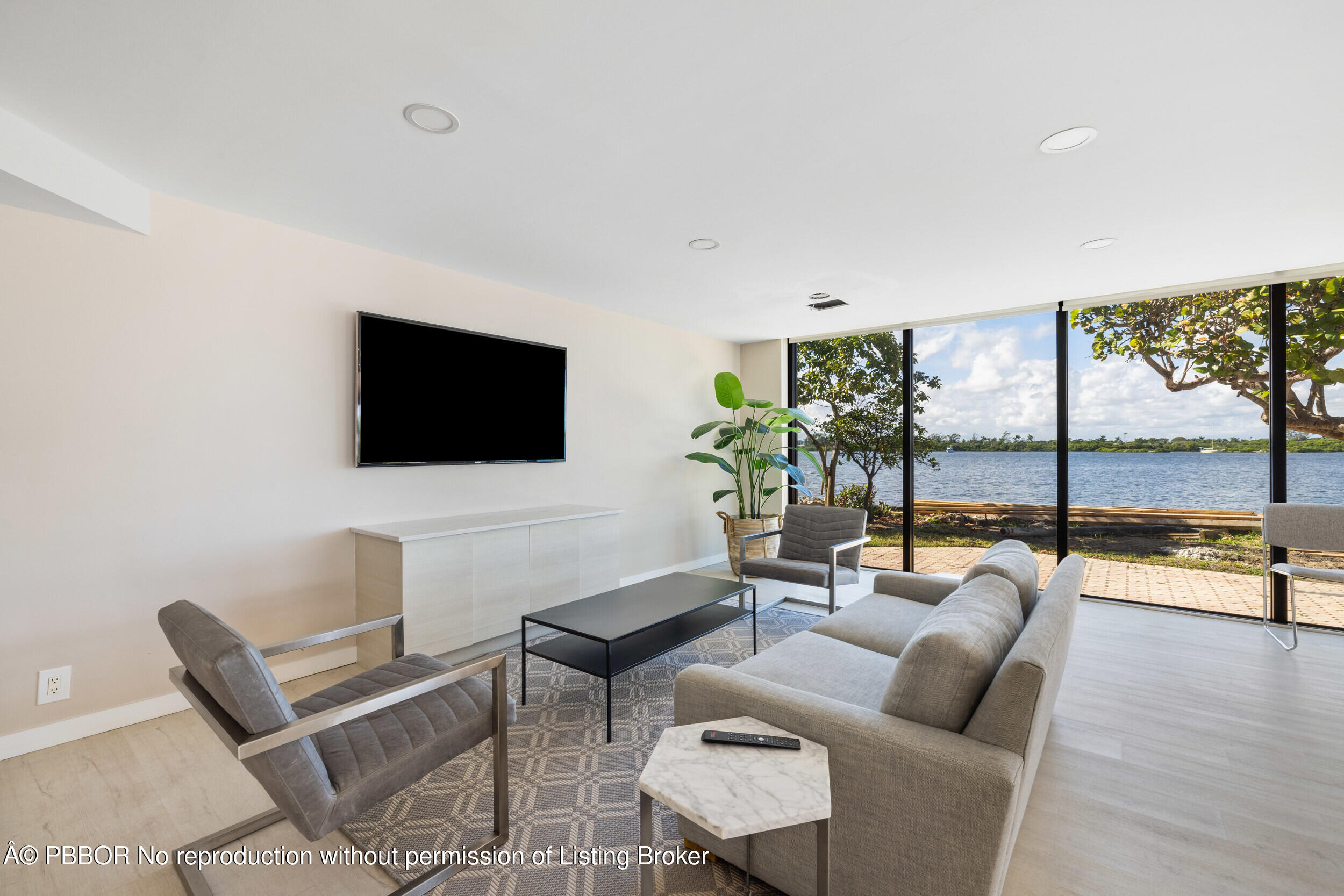 2778 S Ocean Boulevard 203S