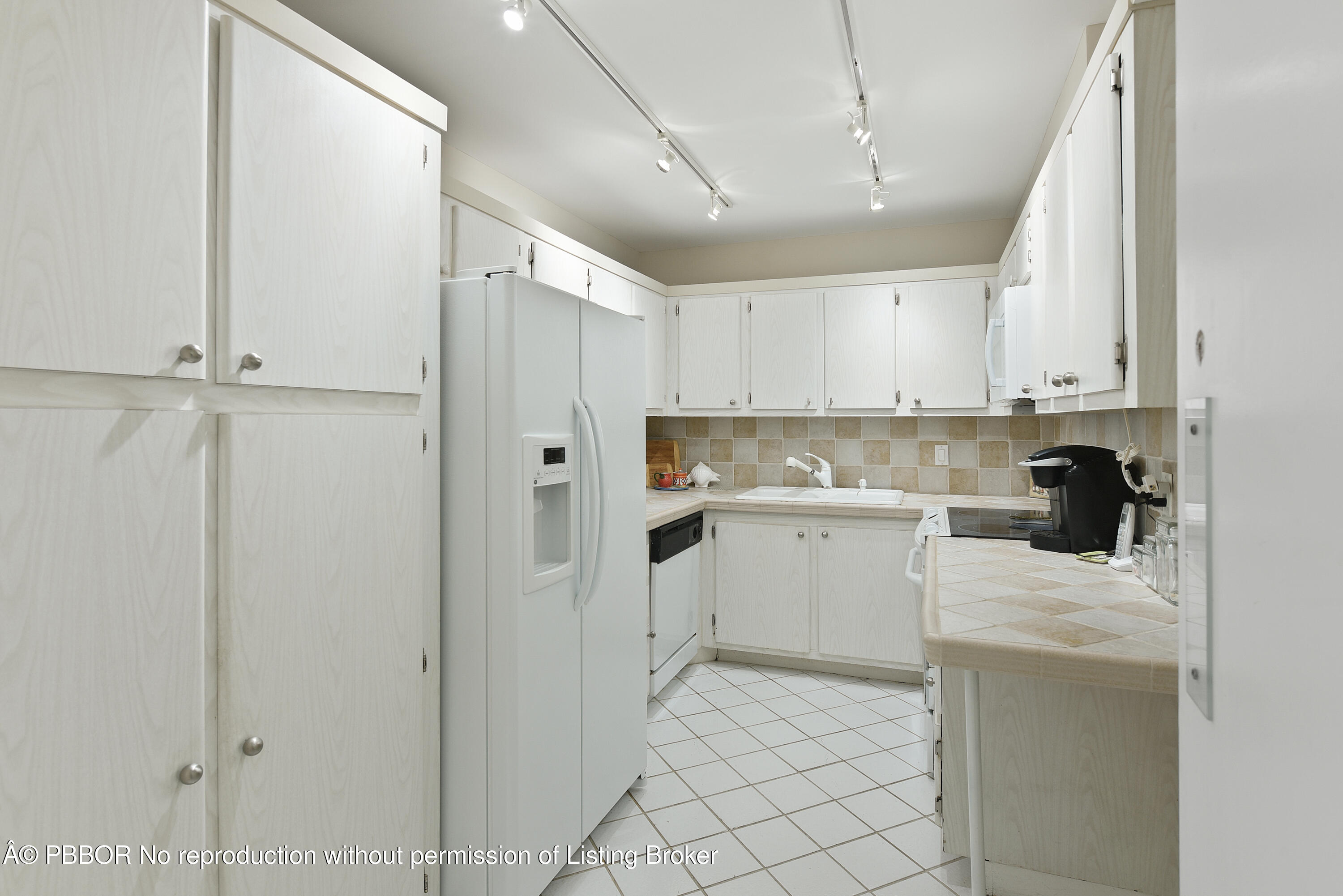 2773 S Ocean Boulevard 204
