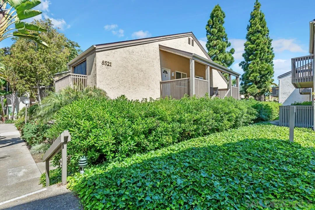 8521 Villa La Jolla Drive Unit: B