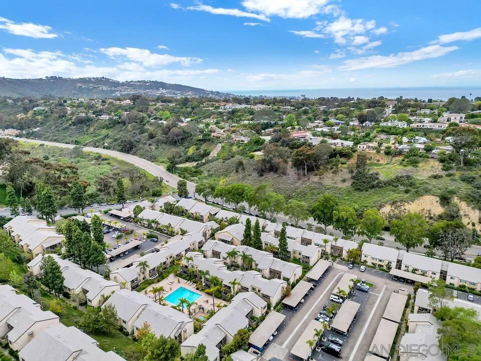 8521 Villa La Jolla Drive Unit: B