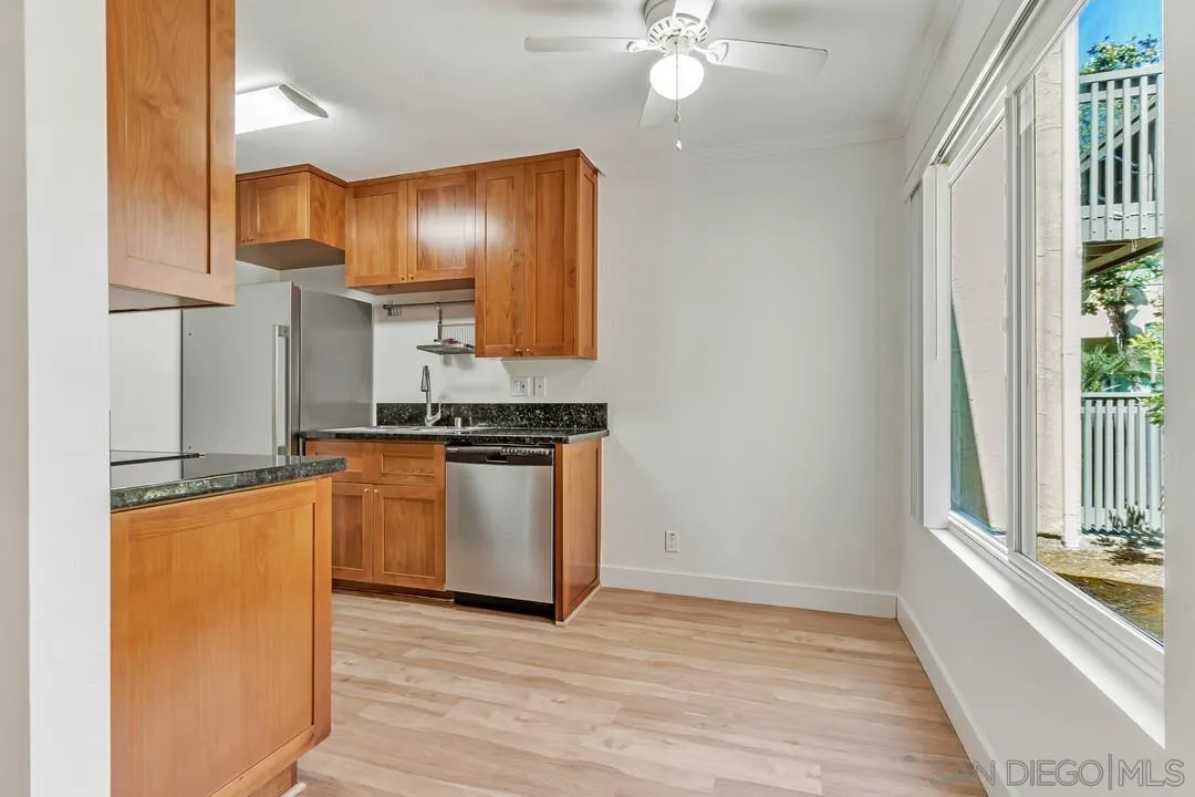 8521 Villa La Jolla Drive Unit: B