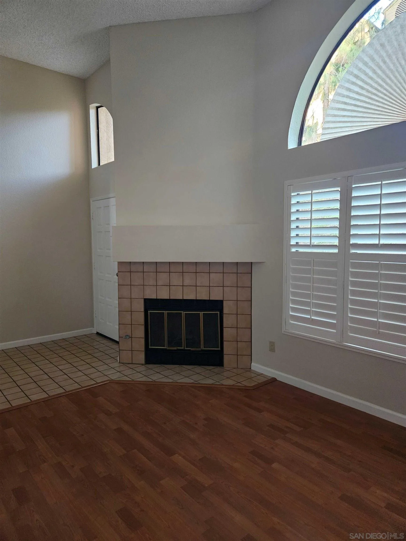 9279 Lake Murray Blvd. Unit B