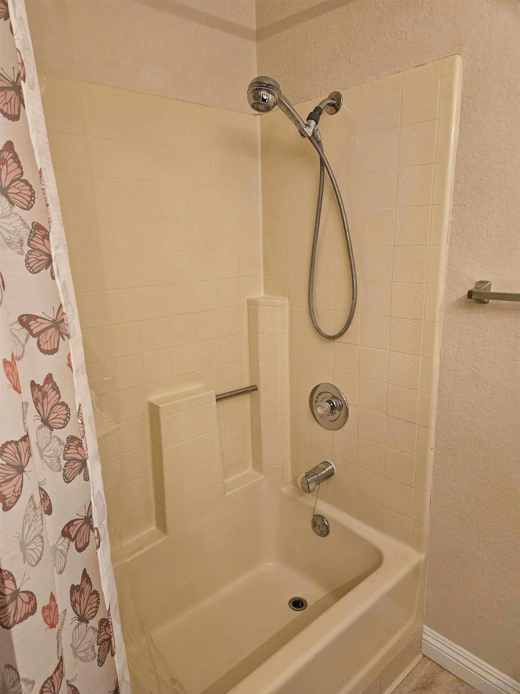 9279 Lake Murray Blvd. Unit B