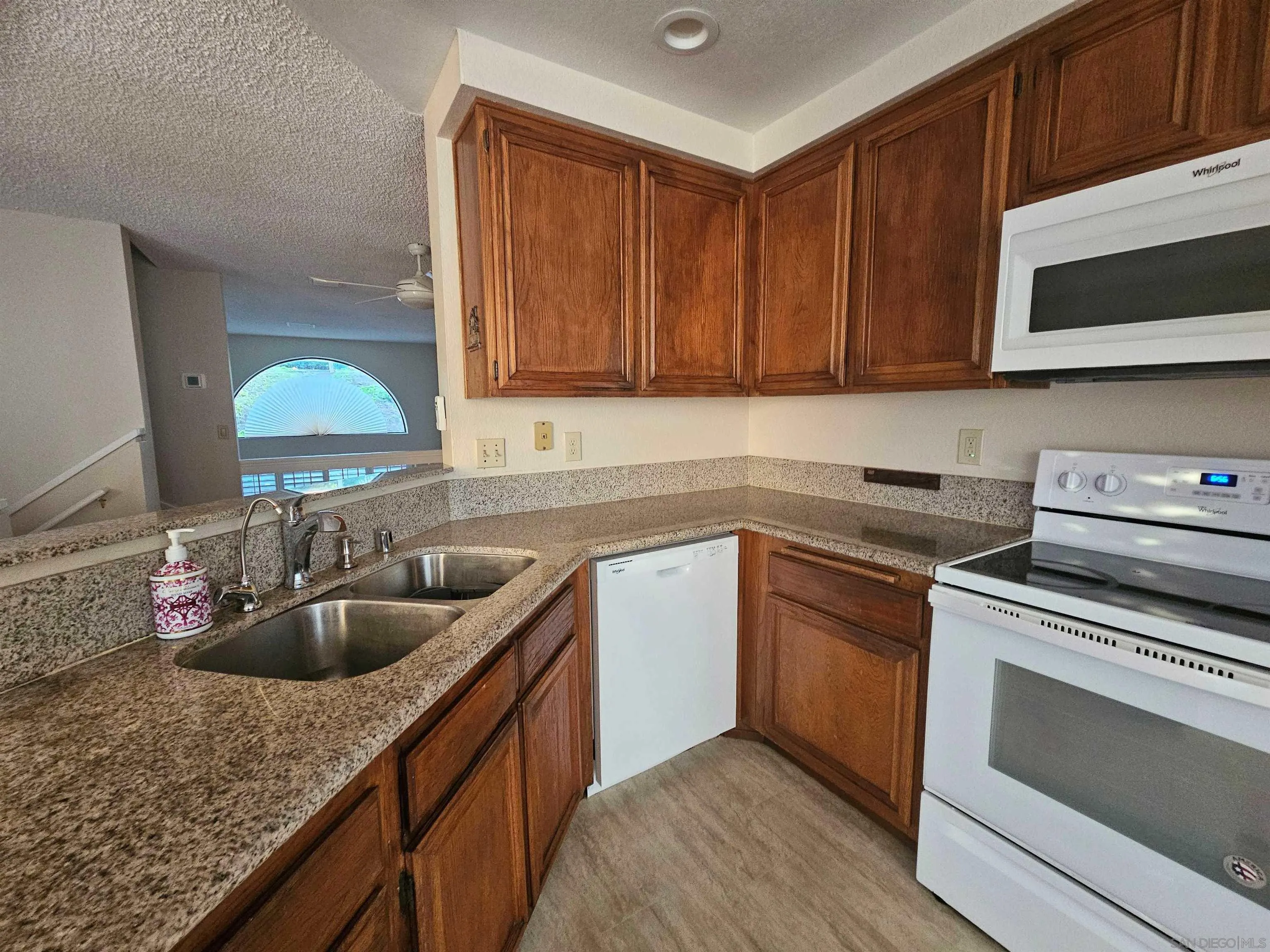 9279 Lake Murray Blvd. Unit B