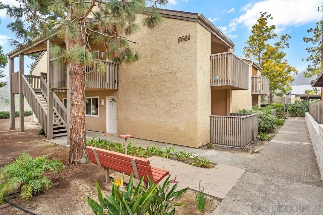 8644 Via Mallorca Unit F