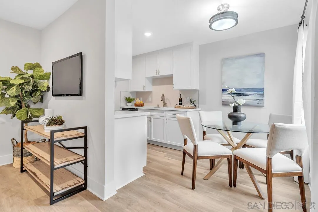 8644 Via Mallorca Unit F