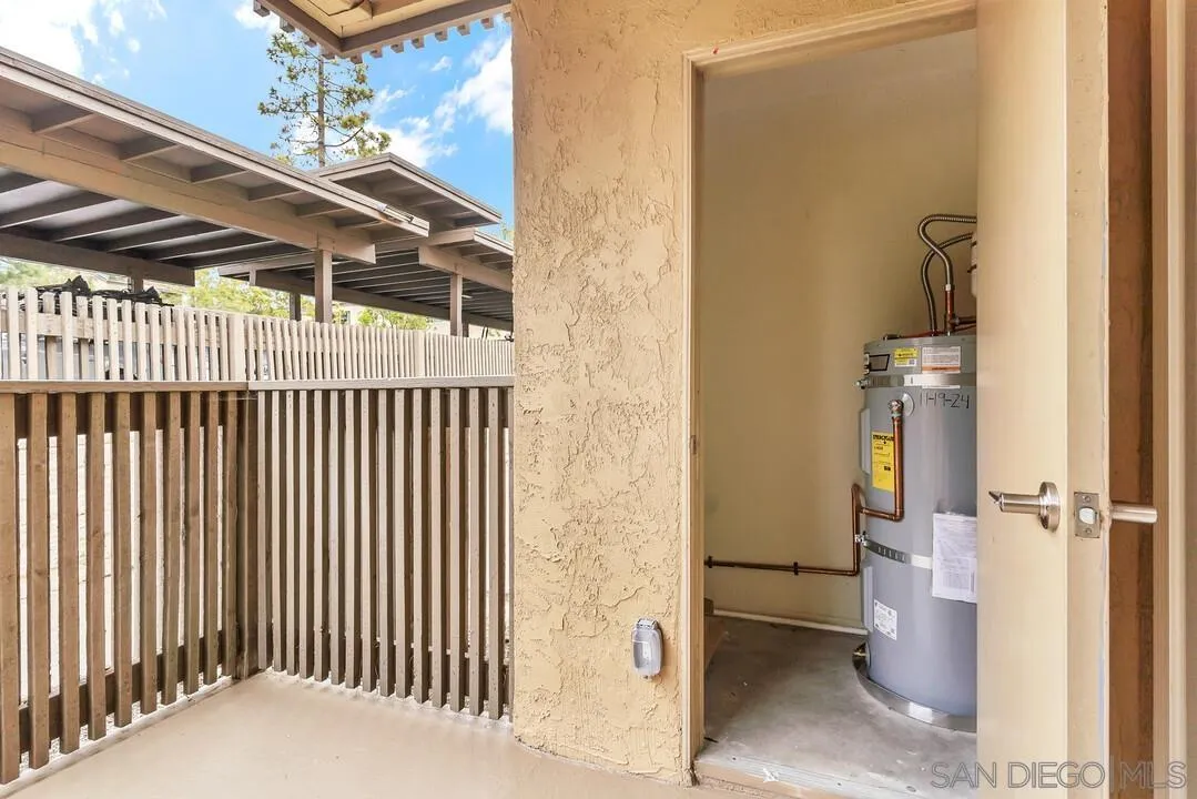 8644 Via Mallorca Unit F