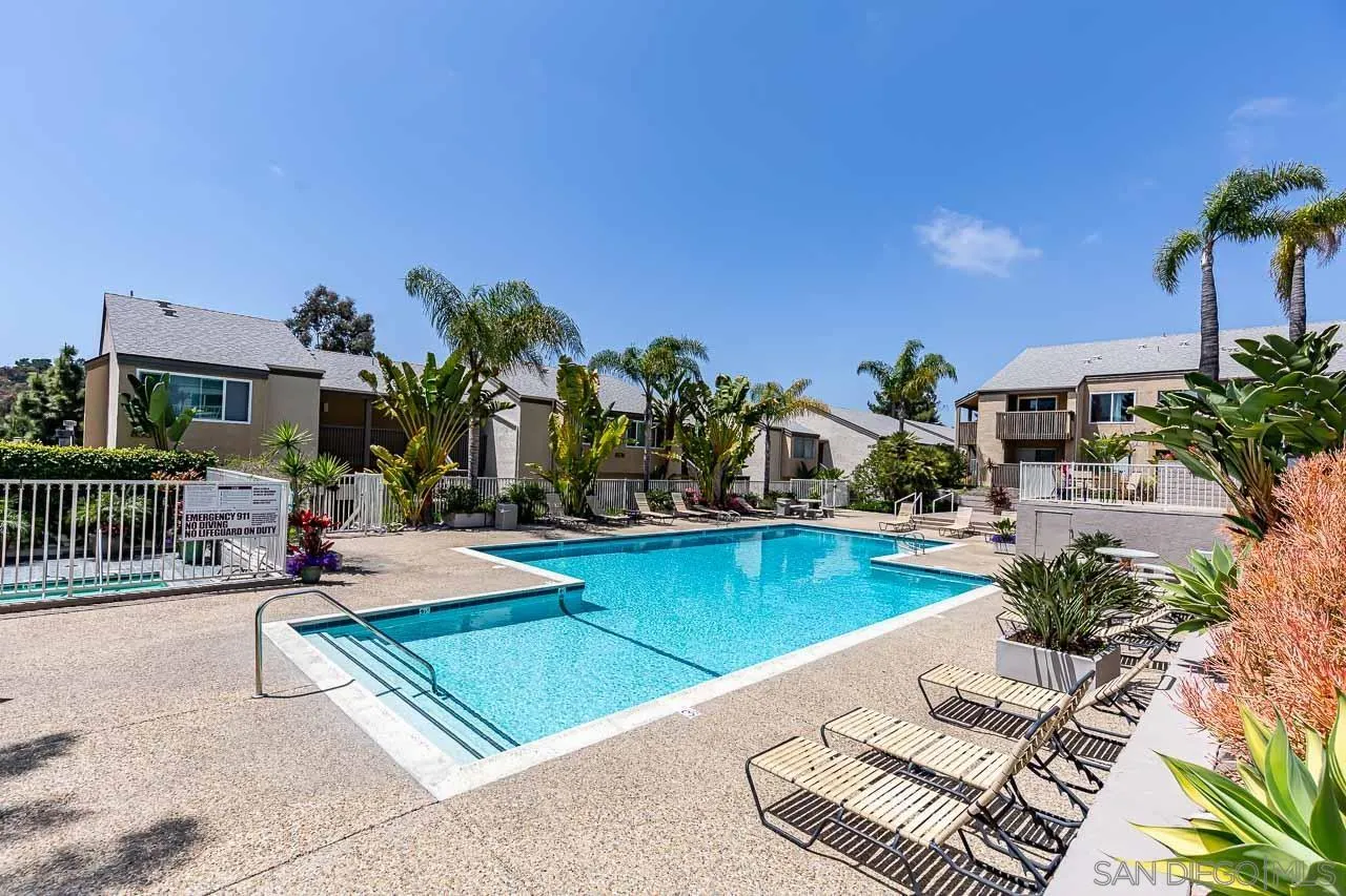 8515 Villa La Jolla Drive Unit: C