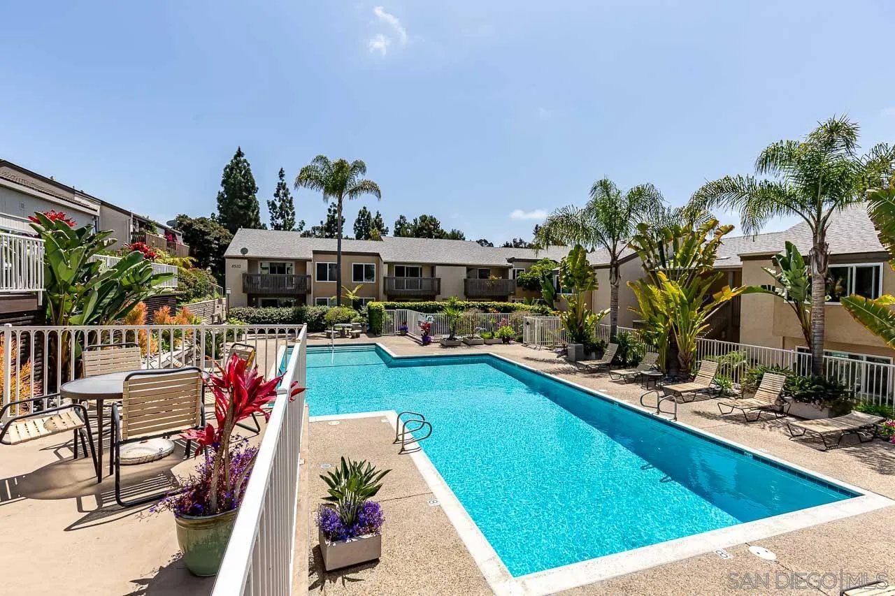 8515 Villa La Jolla Drive Unit: C