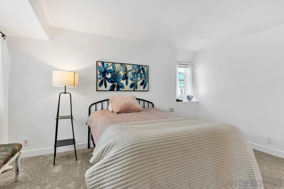 8515 Villa La Jolla Drive Unit: C